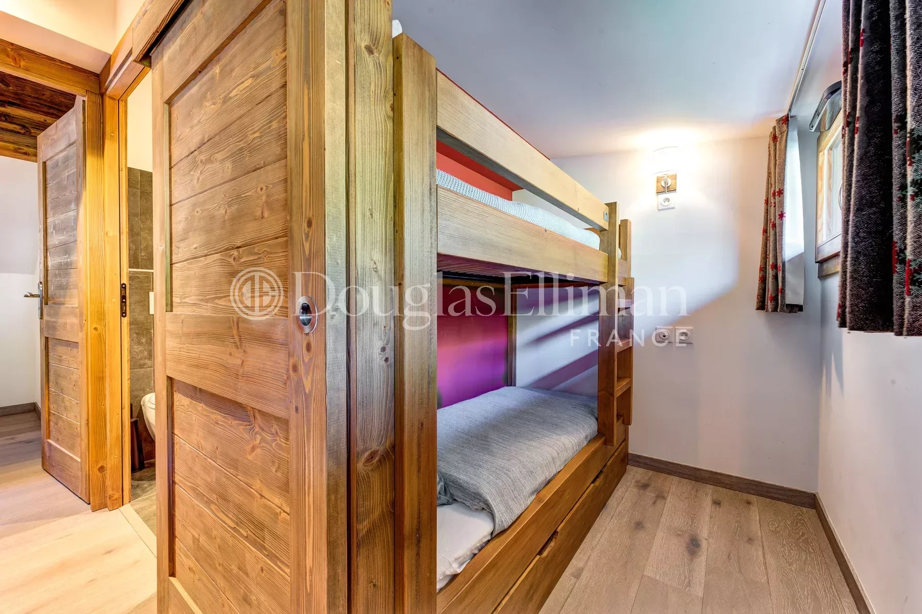 CHAMONIX – Appartement en duplex de 3 chambres au cœur de la ville - Image nᵒ3
