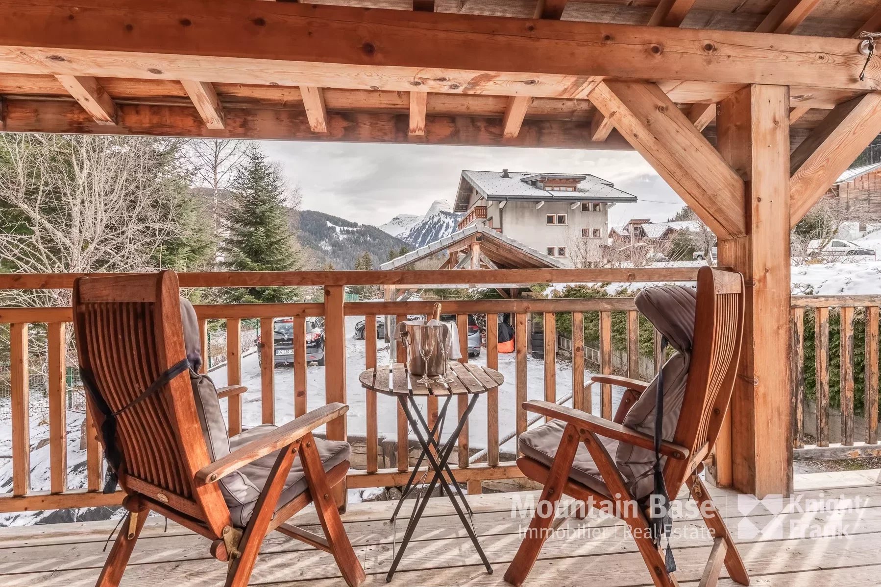 Photo of Large 8 bedroom chalet in Morzine