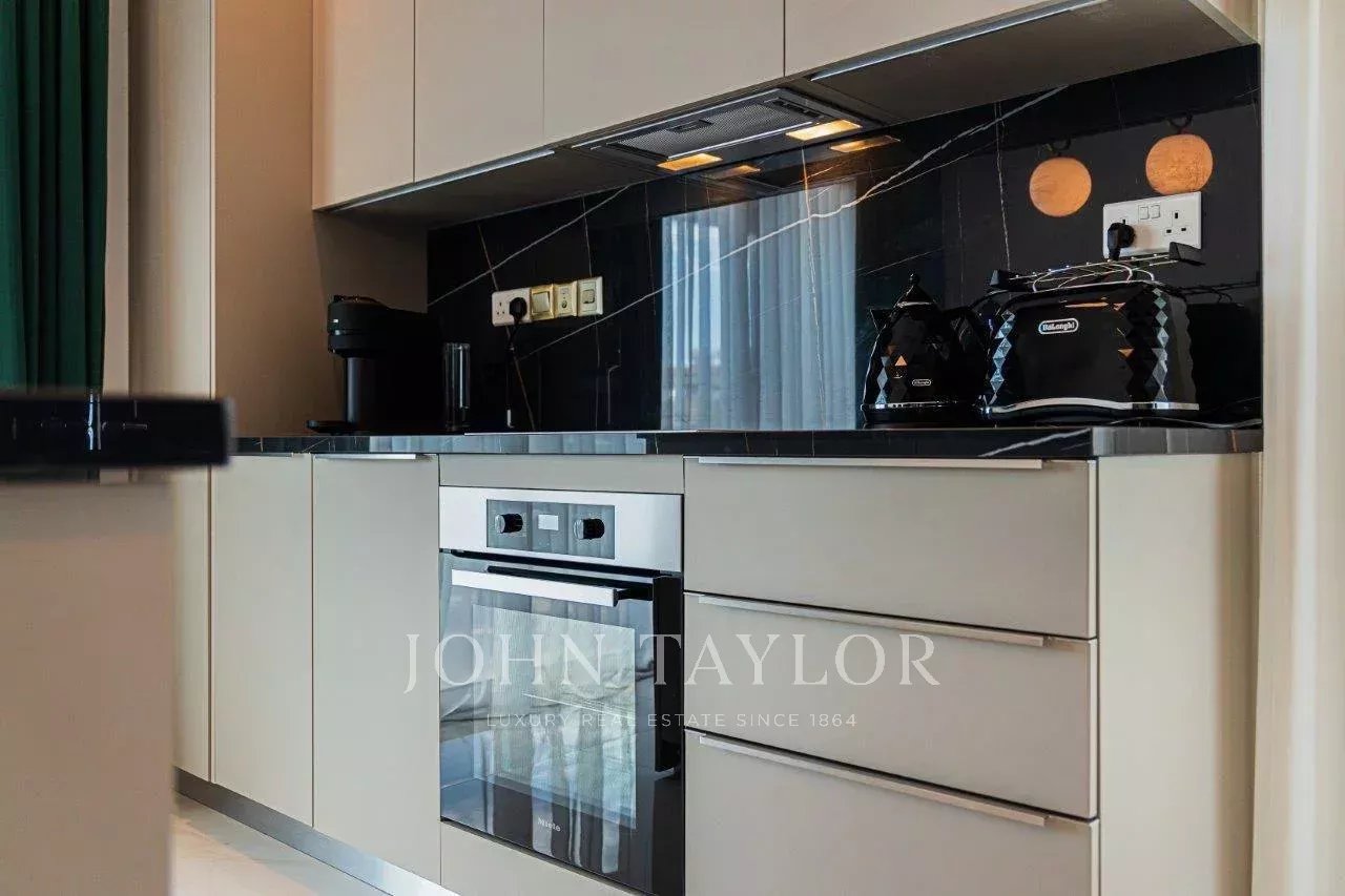 Mieszkanie 3 pokoi 124 m² Jermasoja, Cypr