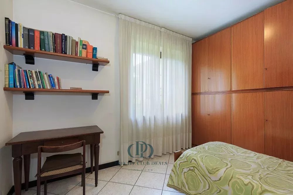 Villa Olgiate Comasco - picture 17