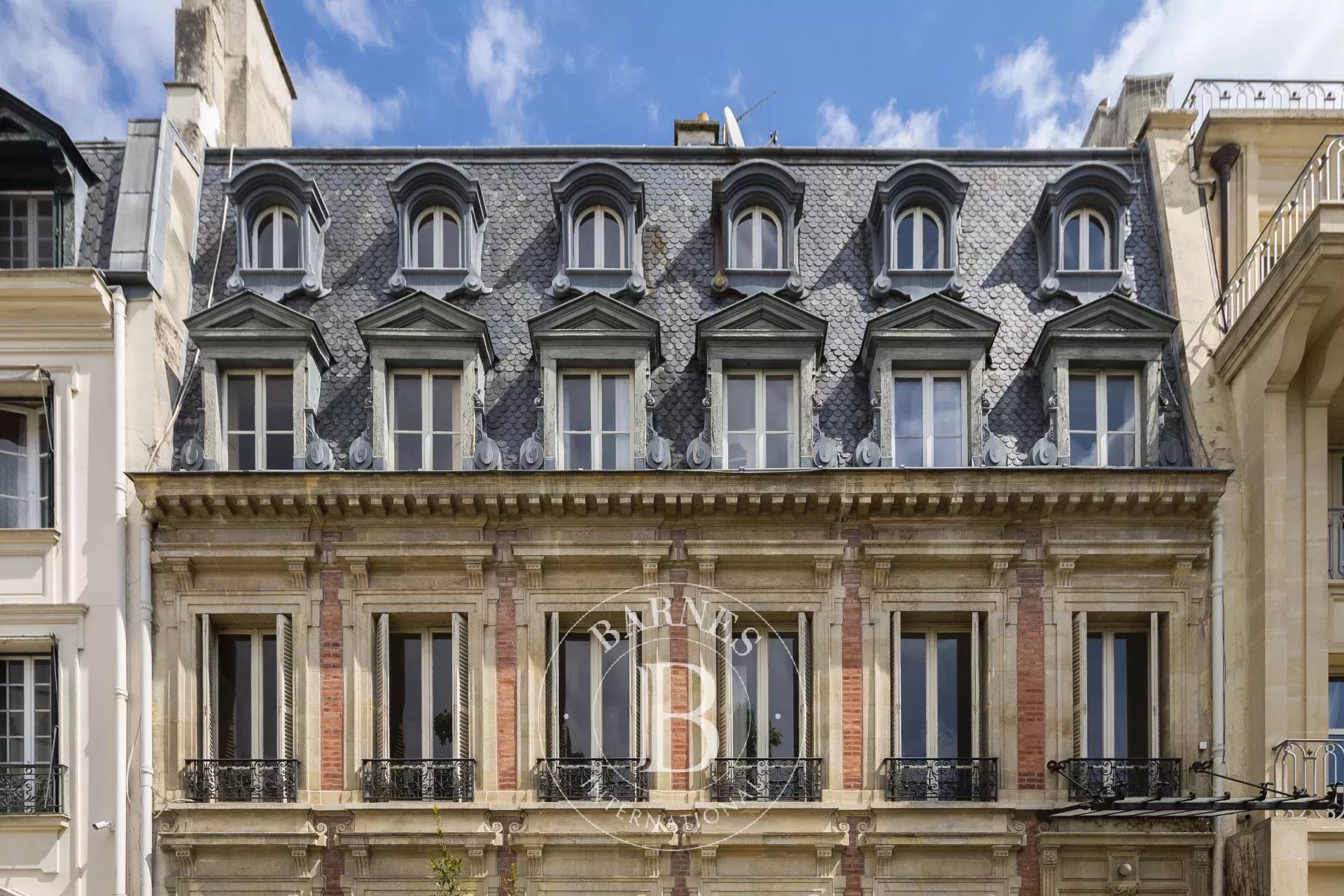 Mansion Paris 75016
