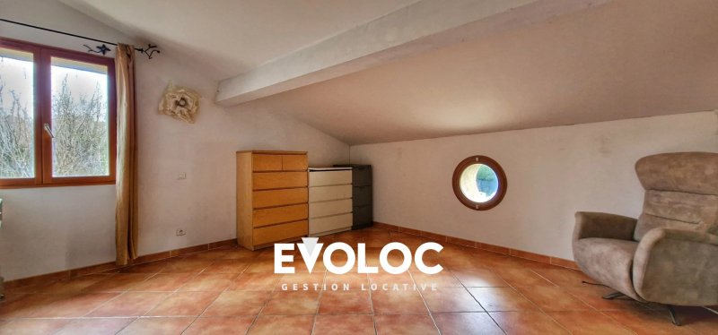 Photo 10 — A LOUER - MAISON T4 141M² - Saint-Vincent-de-Barbeyrargues