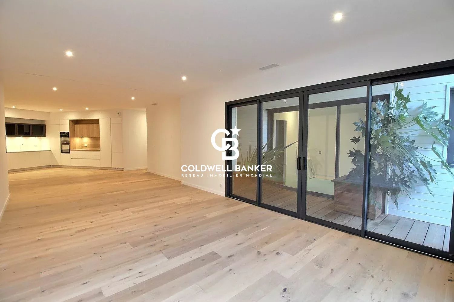 Agence immobilière de Silver Coast Int. Realty