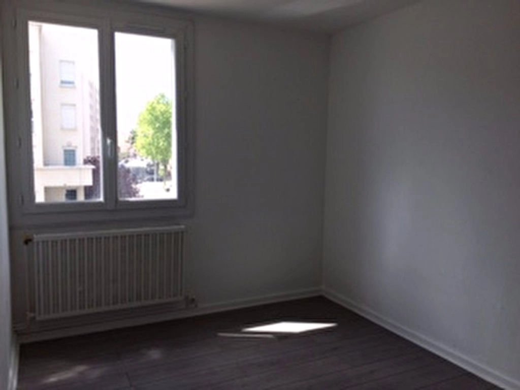 481357 Location Lyon 8ème