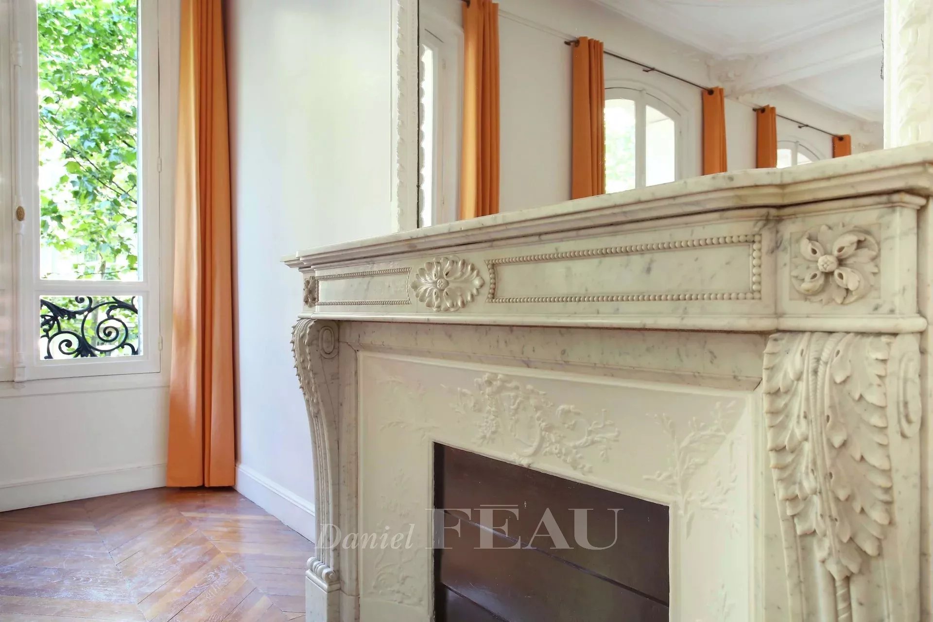 Decoration