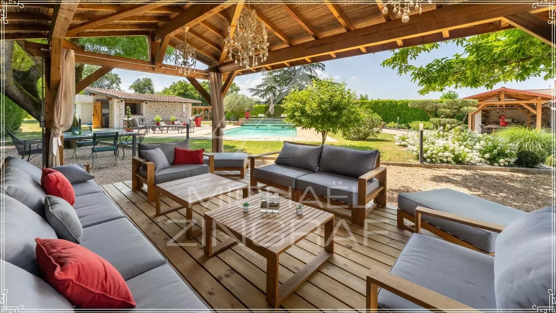 Agence immobilière de 
