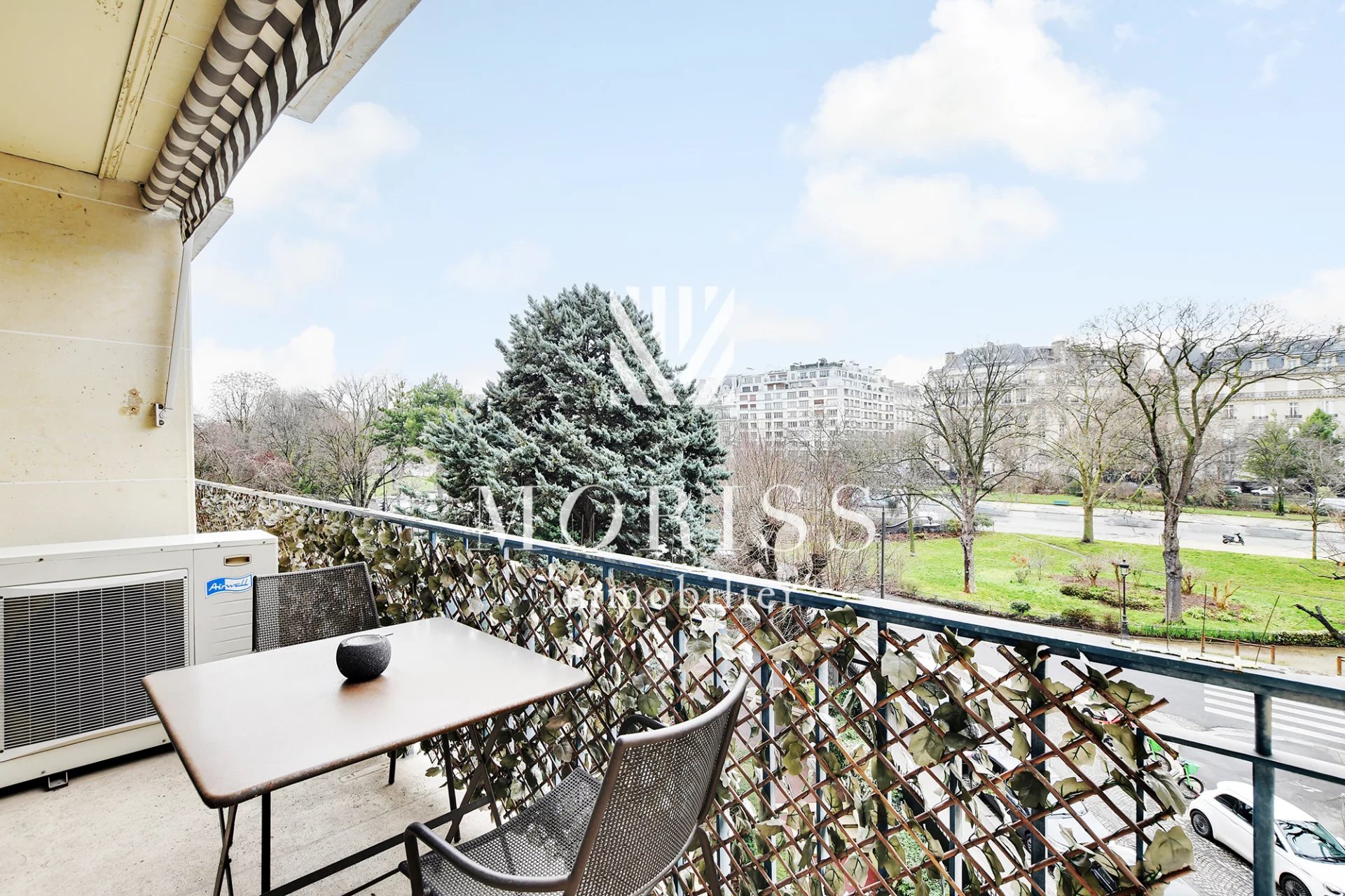 Paris XVI Nord Appartement 4/5 Pieces + Balcon + box / Avenue FO - Image Array