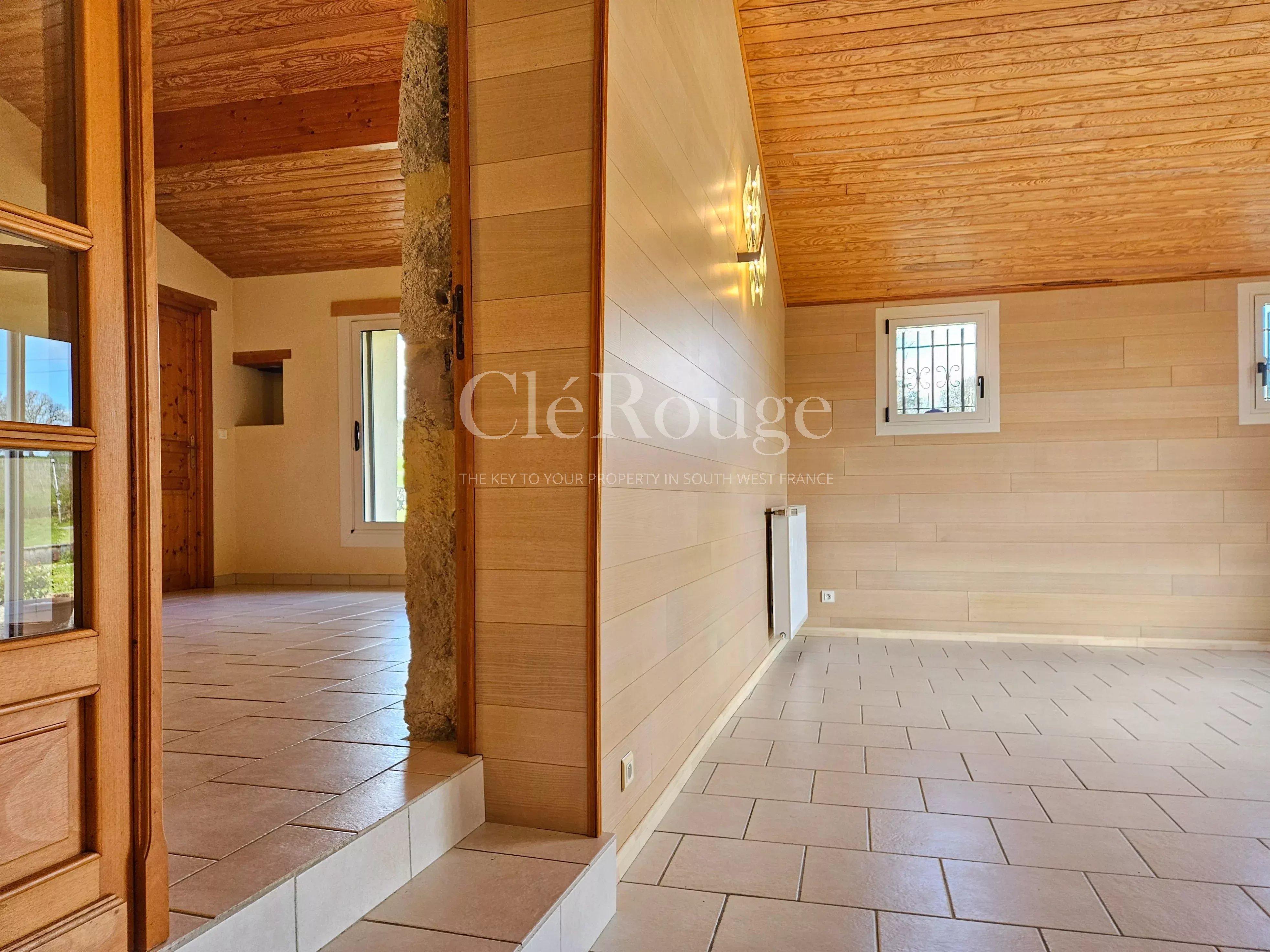 Charmante woning met prachtig uitzicht op 5 minuten van Gensac