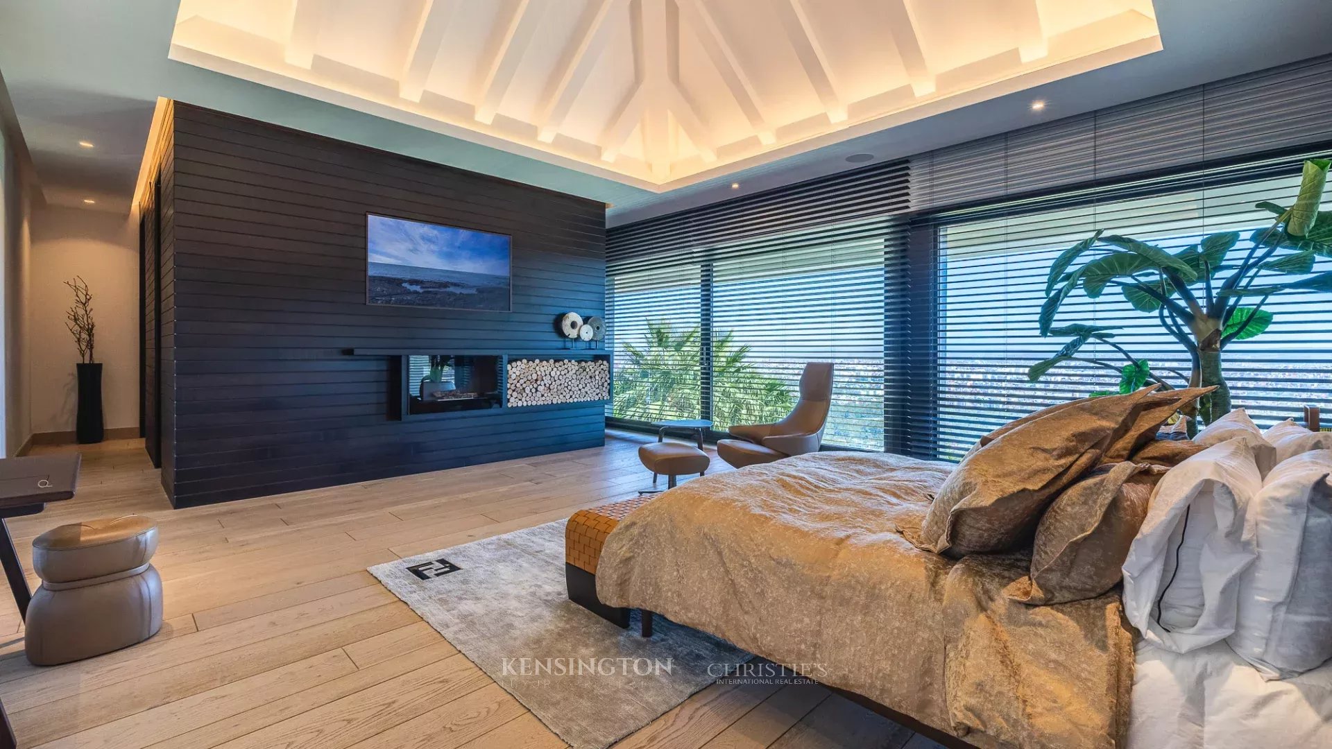 4 Bedroom Villa/Townhouse's Image 47