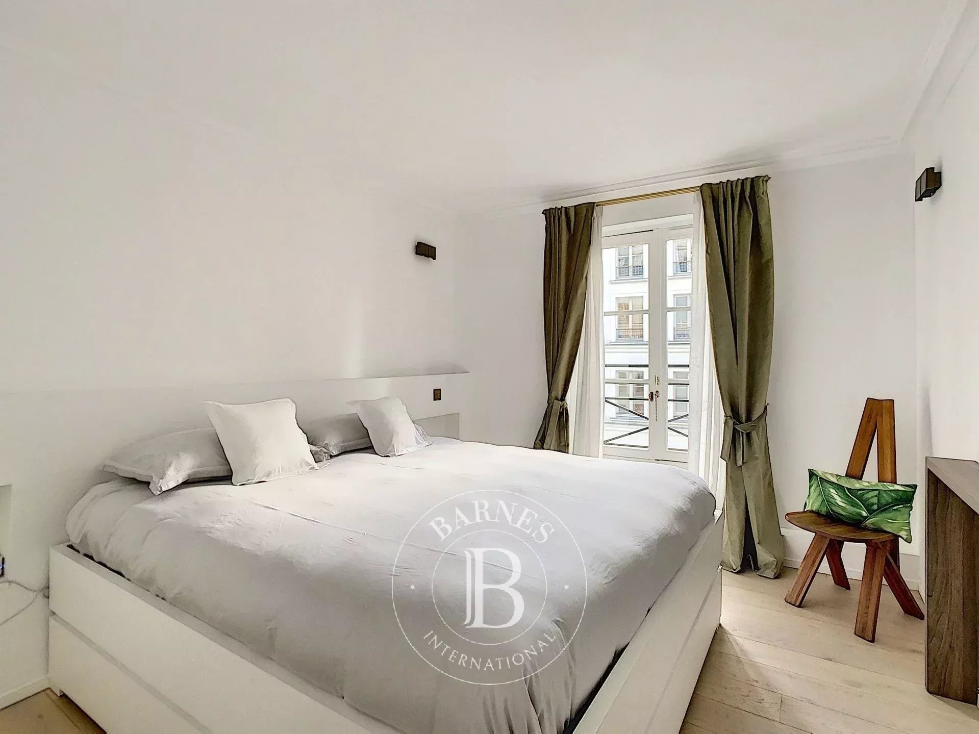 Daire Paris 8ème - picture 11