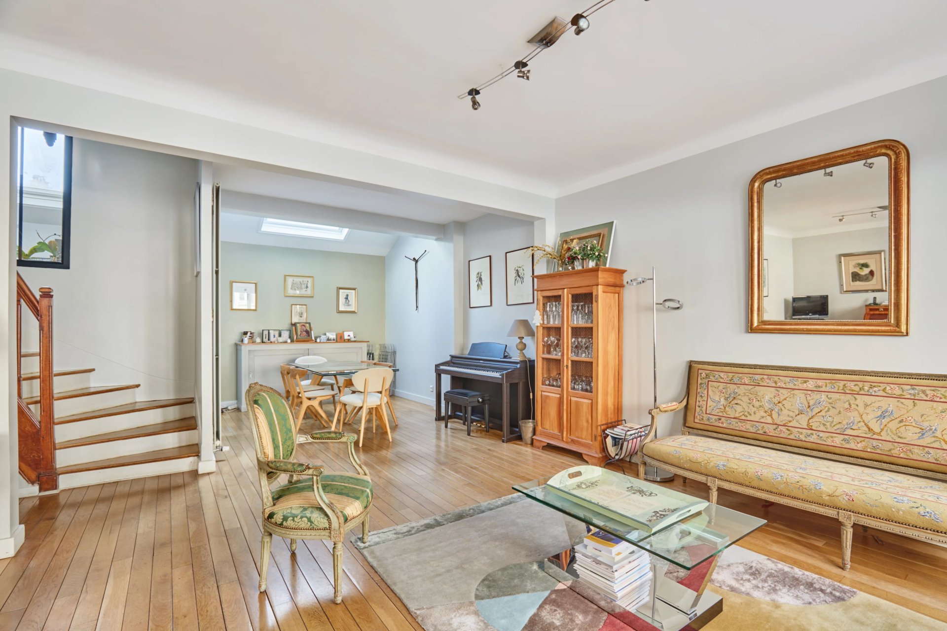 5 Bedroom Villa/Townhouse's Image 12