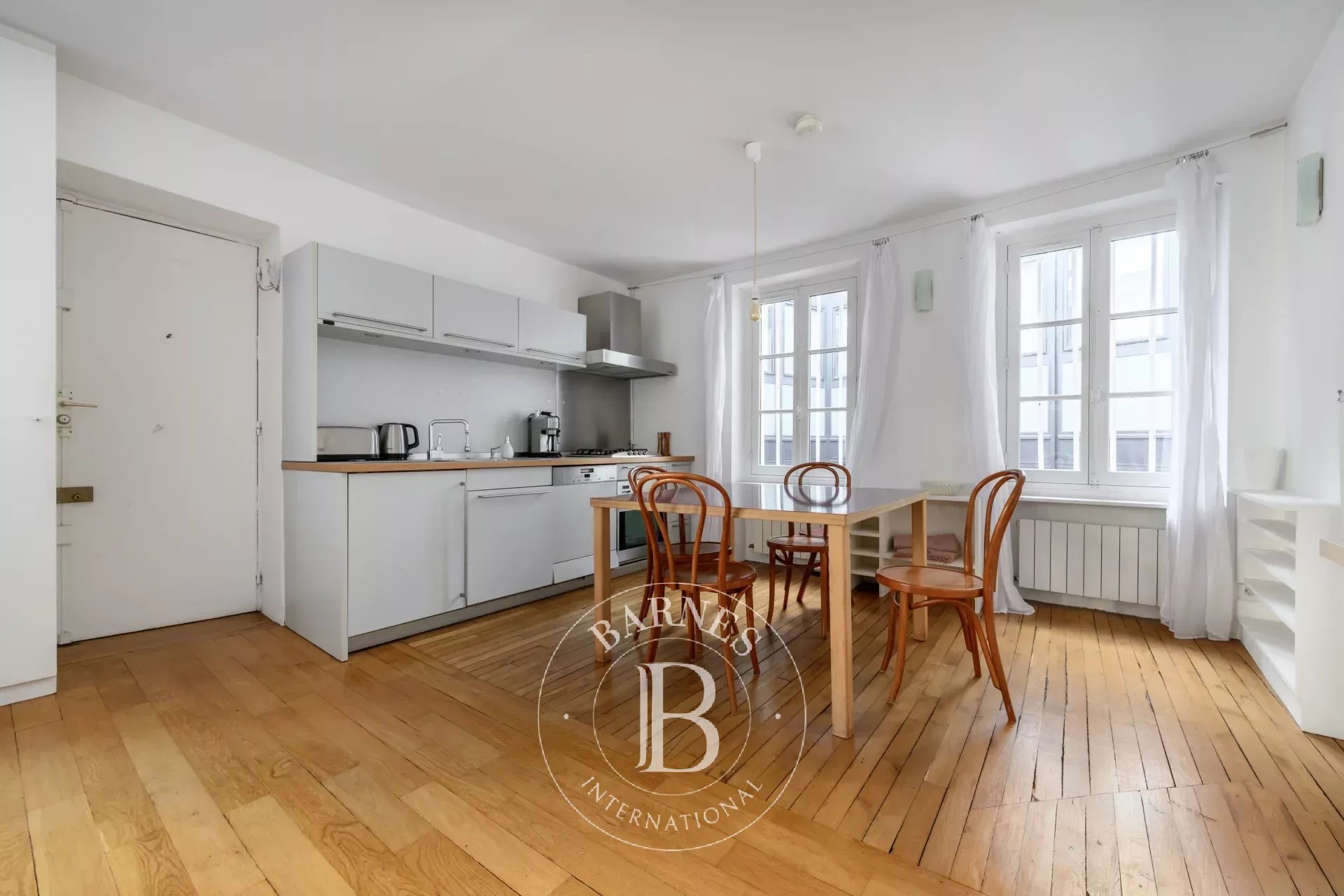 Appartement Paris 75001  -  ref 86457624 (picture 2)