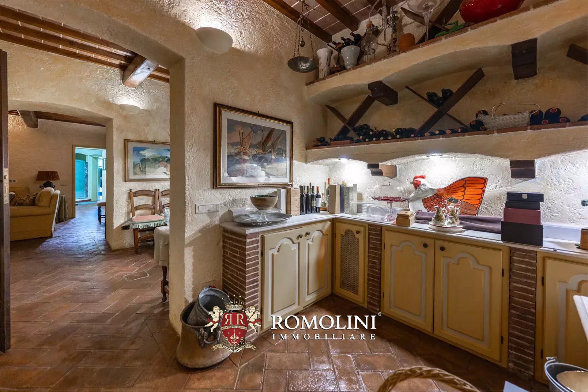 10 Bedroom Villa/Townhouse's Image 60