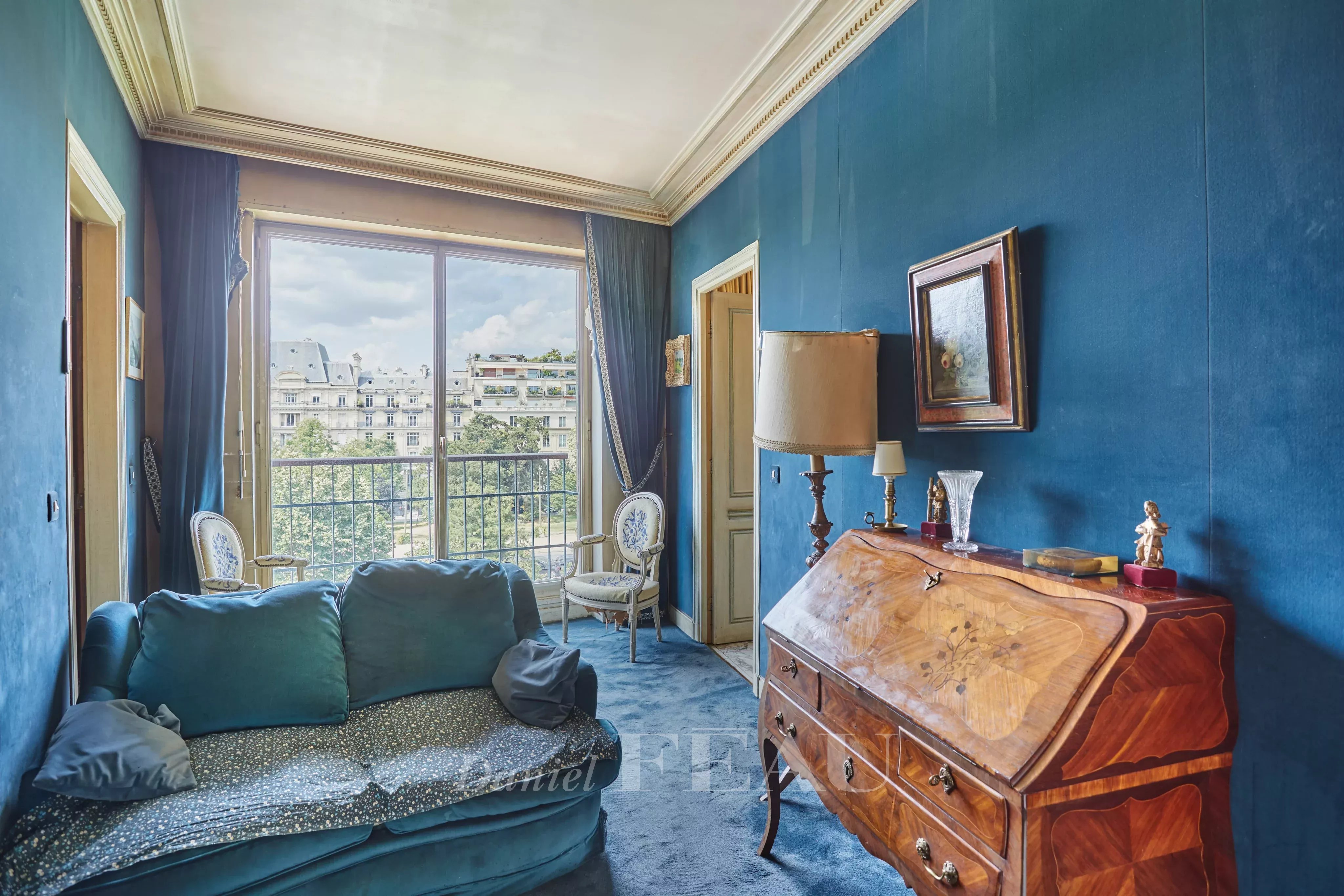 Sale Apartment Paris 16th