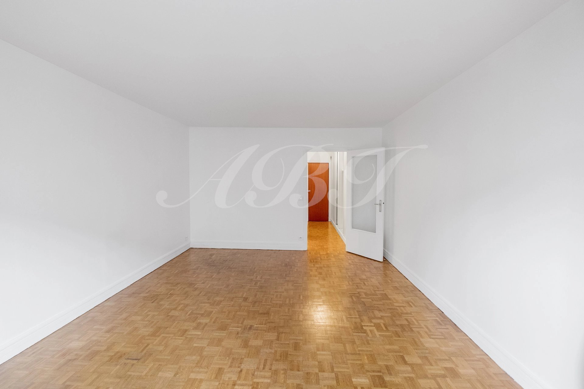 PARIS XVIIe - QUARTIER BATIGNOLLES - BEAU STUDIO 31M2 - À LOUER VIDE