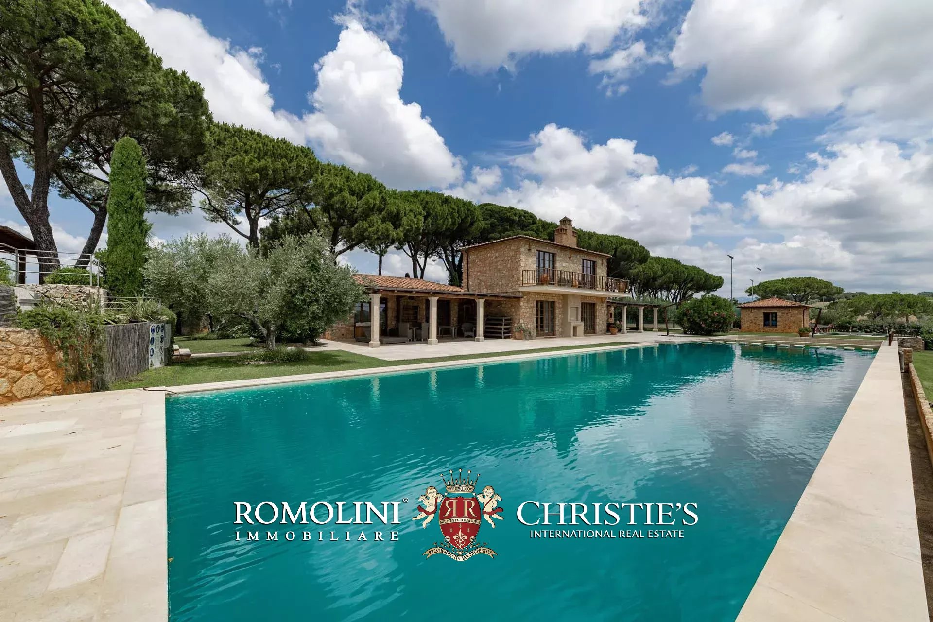 17 Bedroom Villa/Townhouse's Image 57