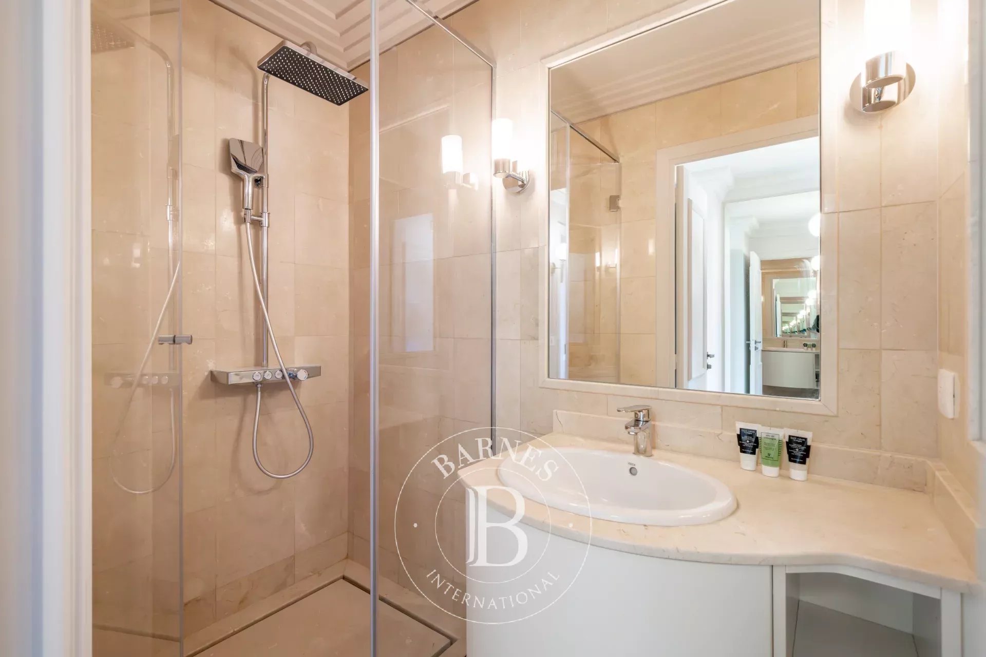 Daire Cannes - picture 10