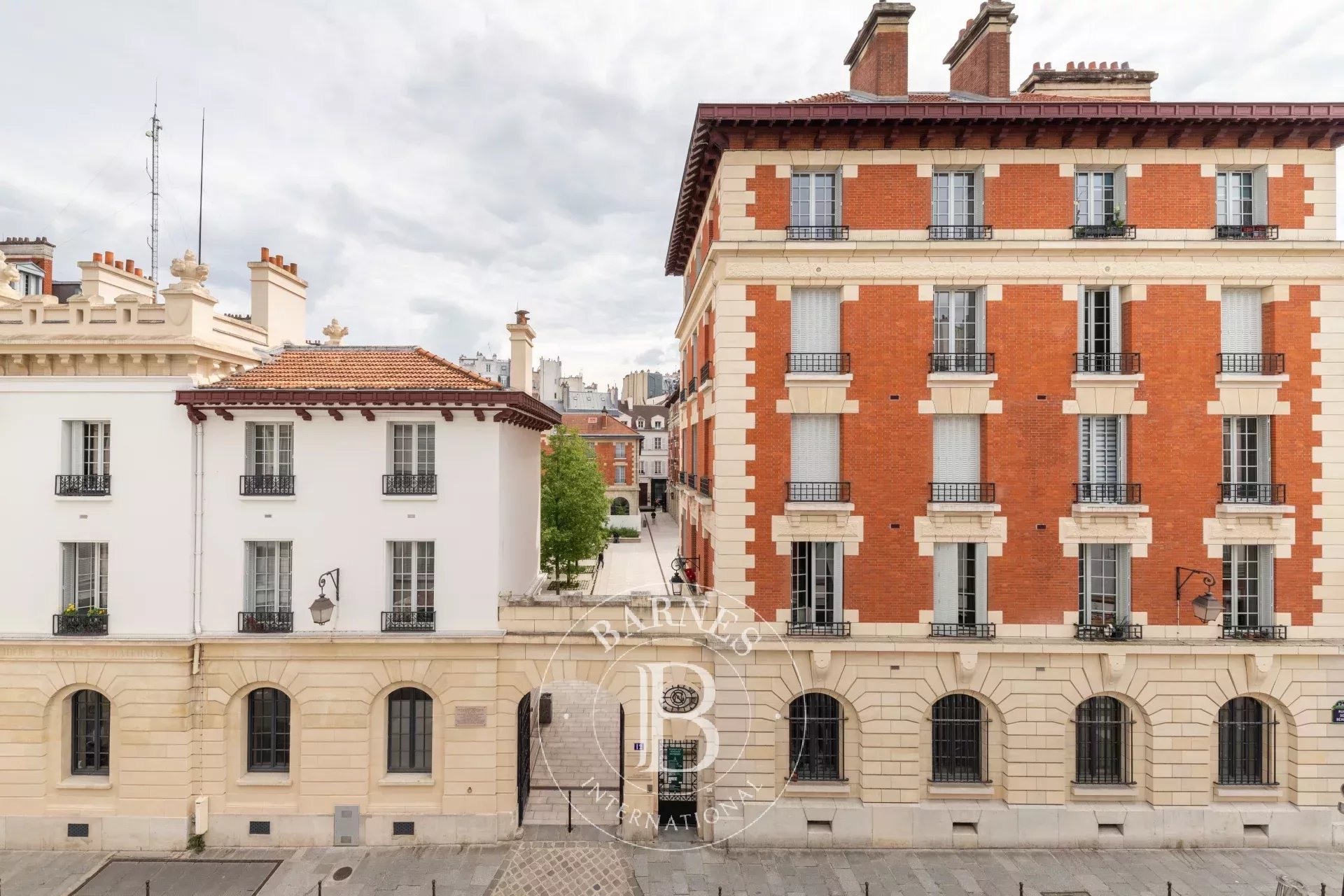 Daire Paris 3ème - picture 17