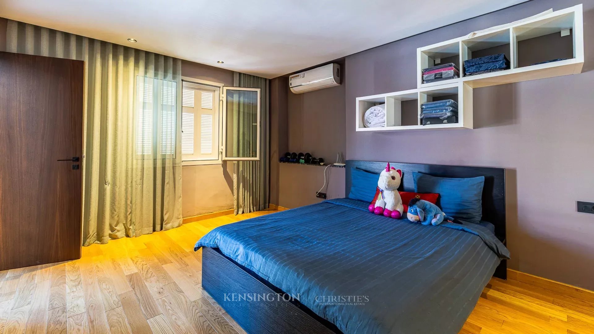 4 Bedroom Villa/Townhouse's Image 14