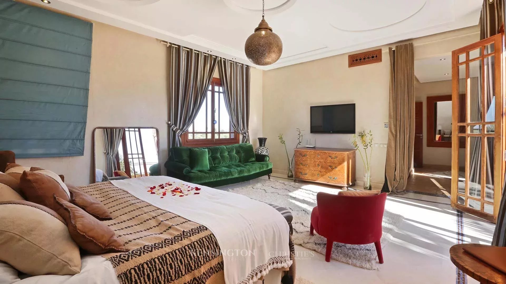 5 Bedroom Villa/Townhouse's Image 42