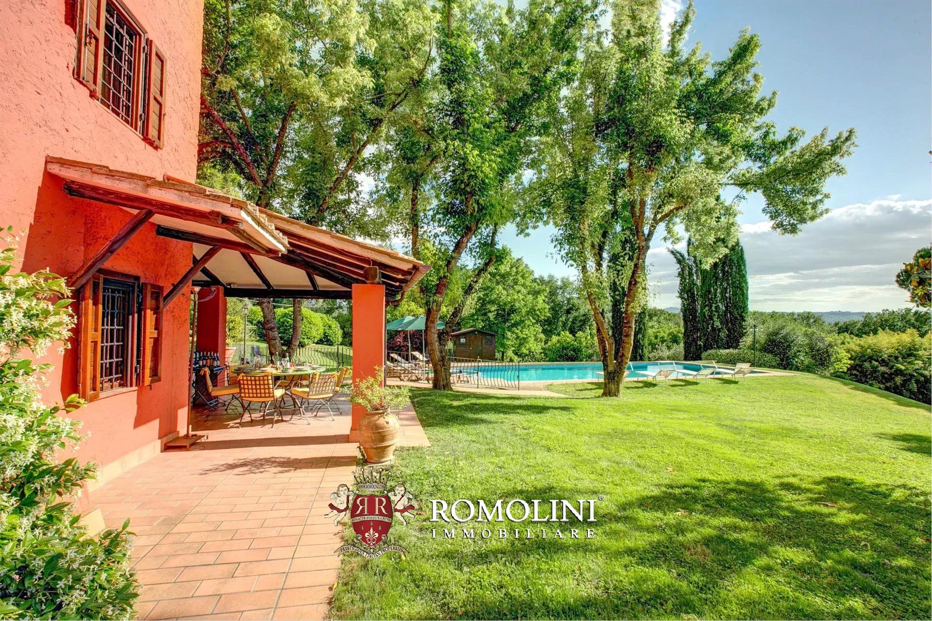 5 Bedroom Villa/Townhouse's Image 14