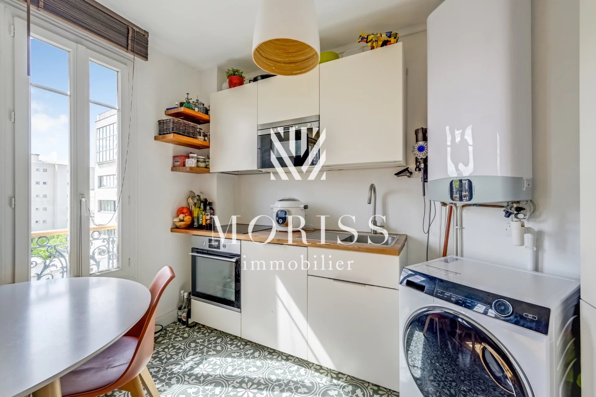 VENTE APPARTEMENT 3 PIECES - DERNIER ETAGE - SANS VIS A VIS - Image Array