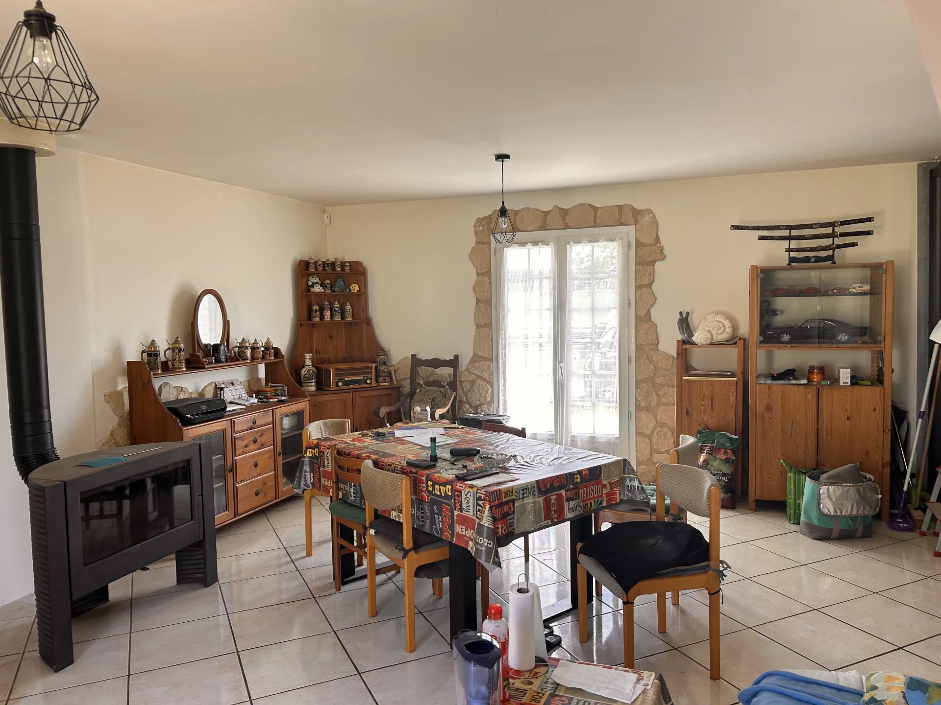 Photo 1