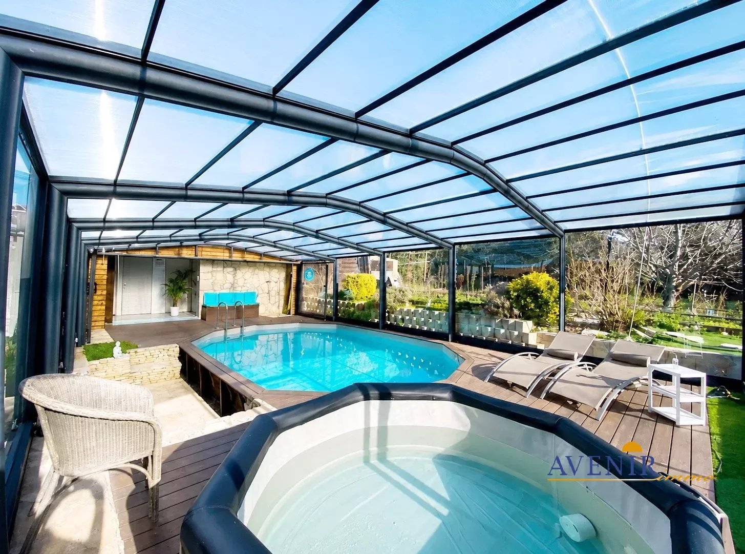 Agence immobilière de 