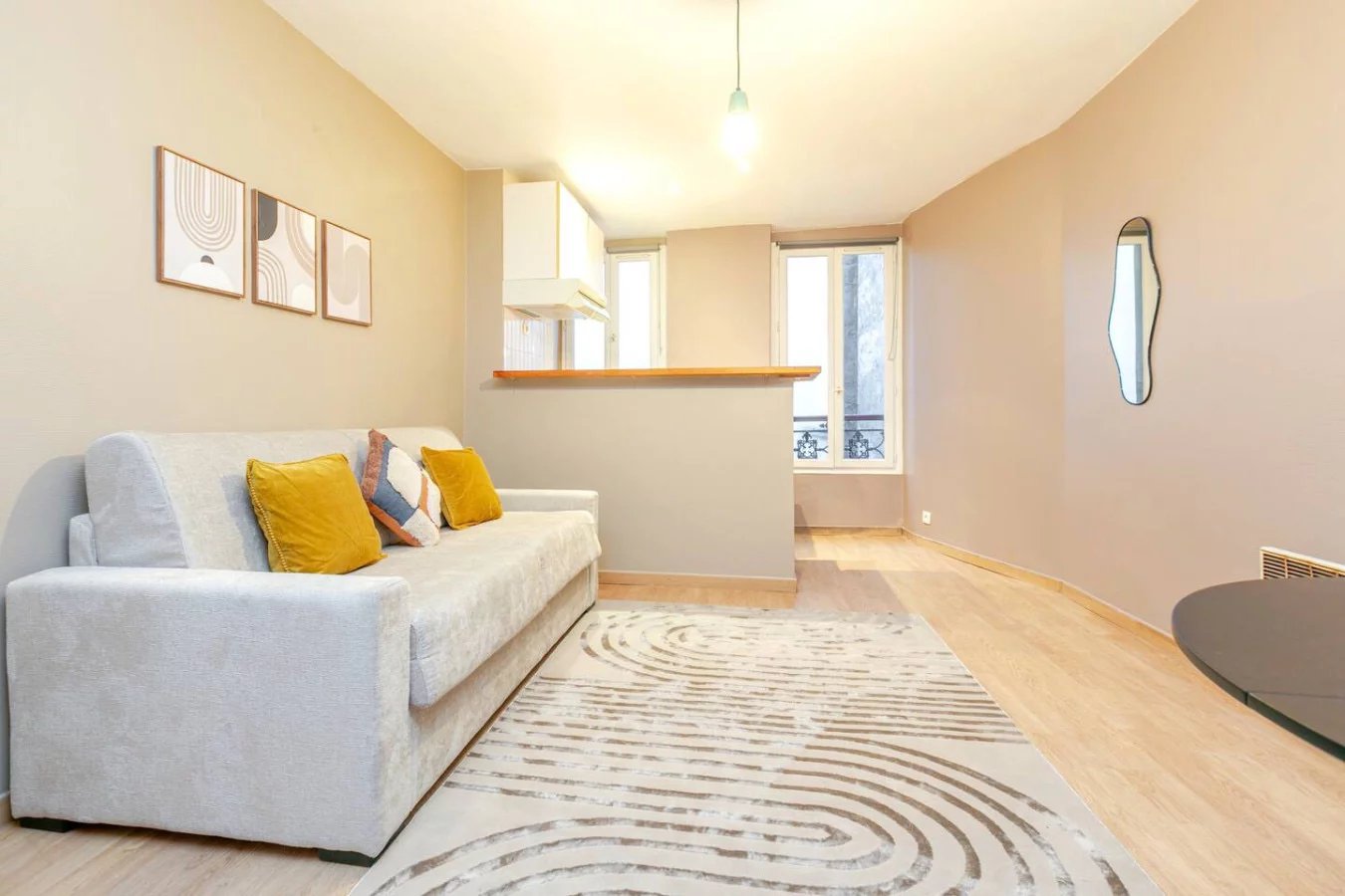 APPARTEMENT DEUX PIÈCES - RUE MARX DORMOY - 75018 PARIS - Image Array