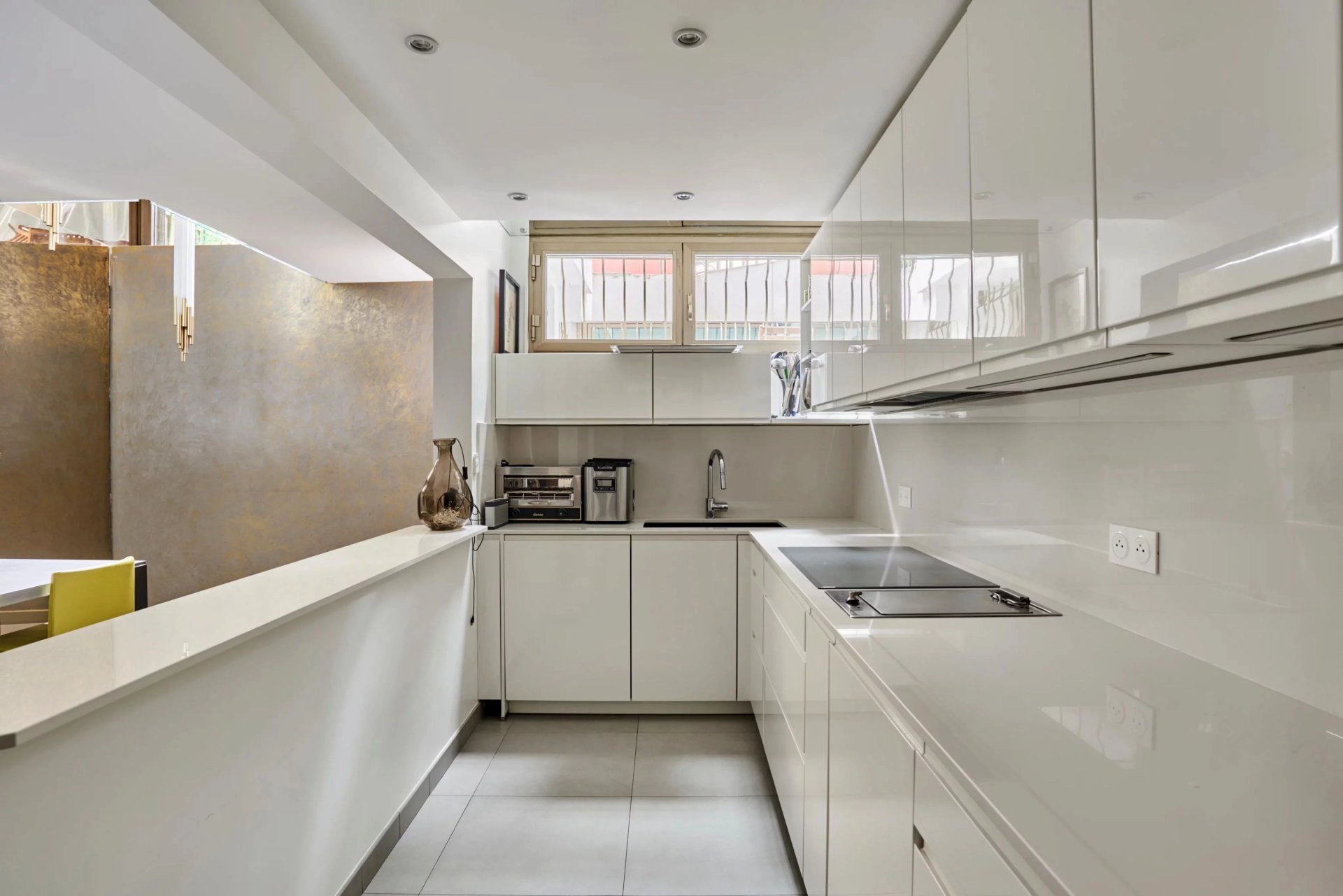 5 Bedroom Villa/Townhouse's Image 12