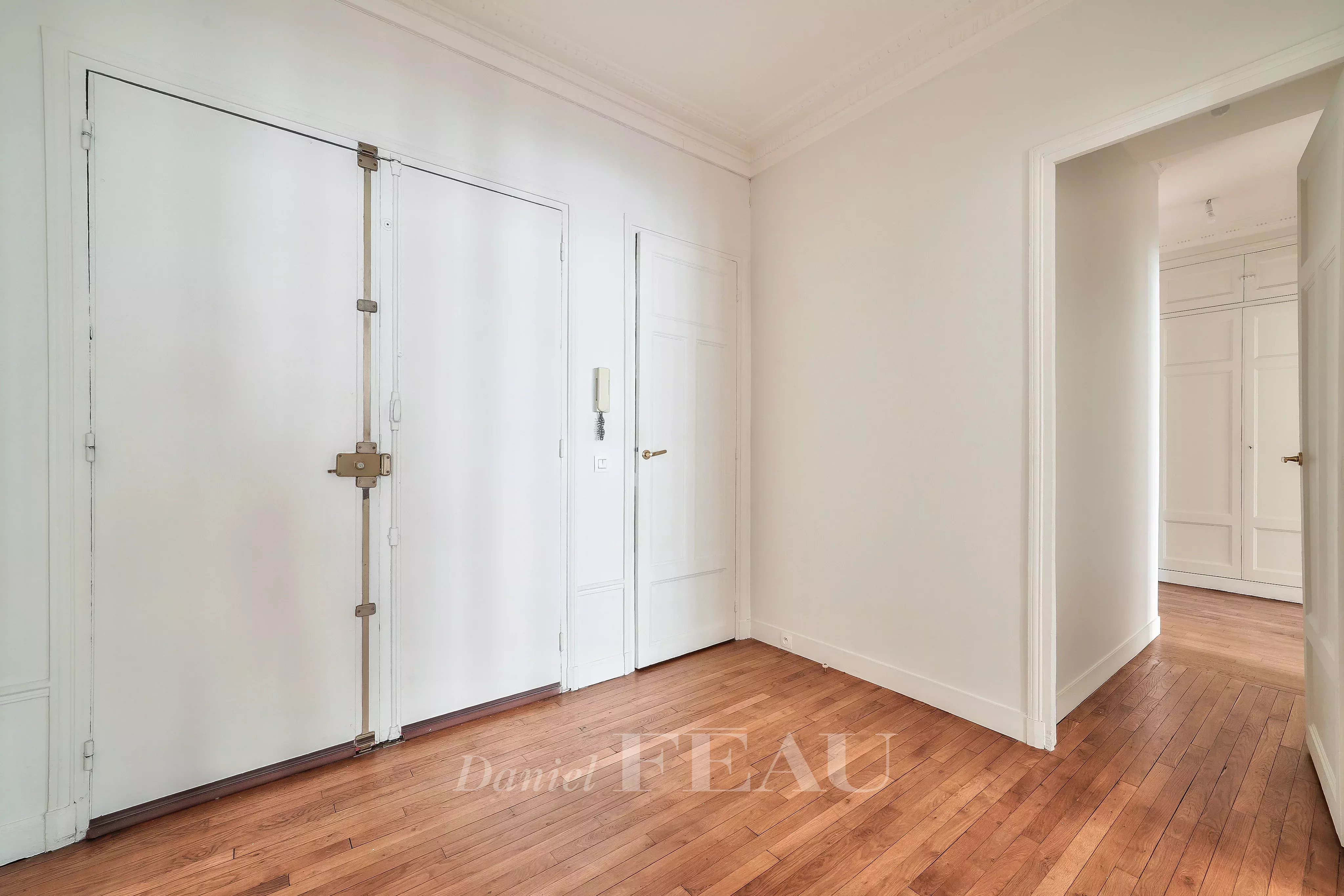 Rental Apartment Paris 17th