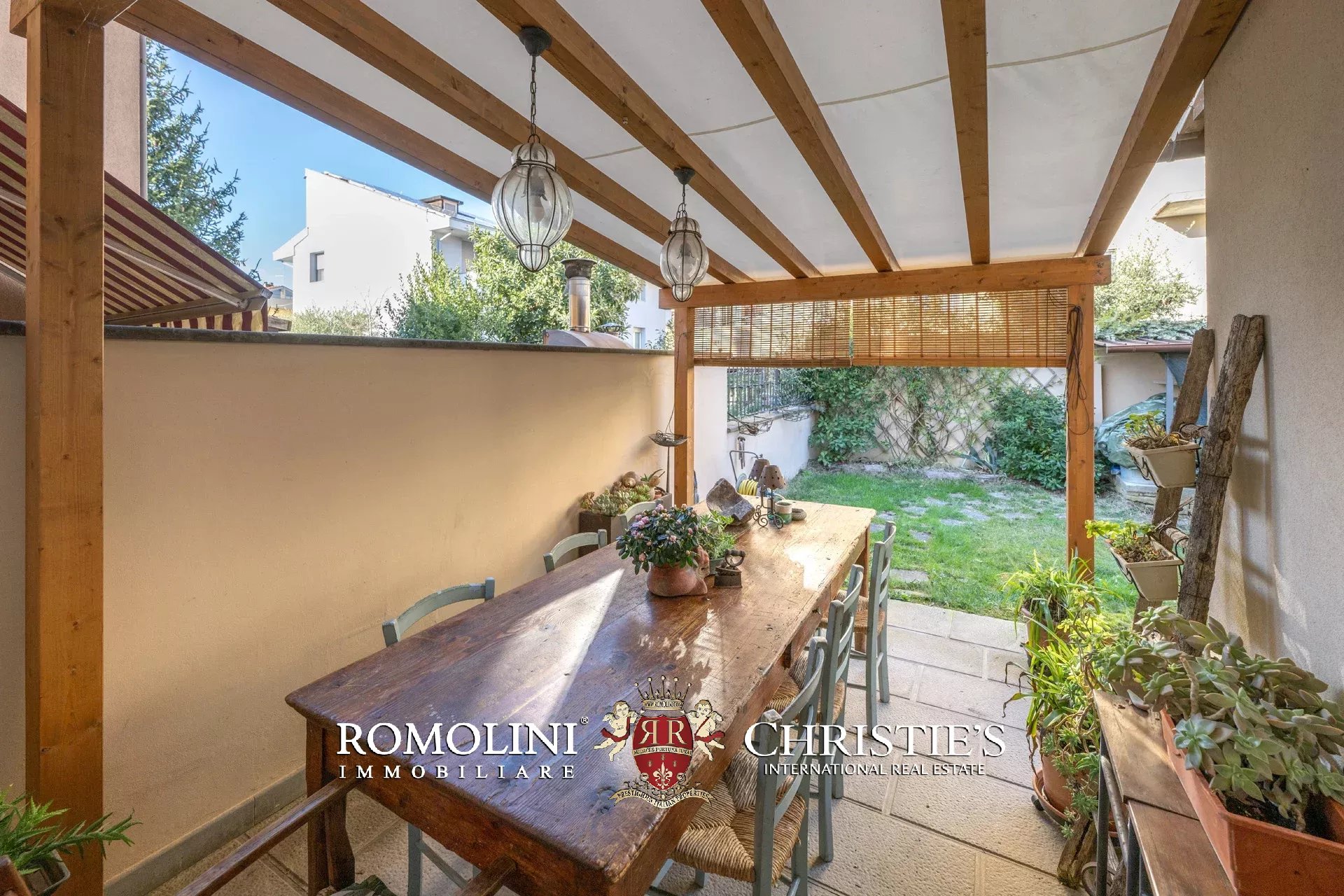 5 Bedroom Villa/Townhouse's Image 27