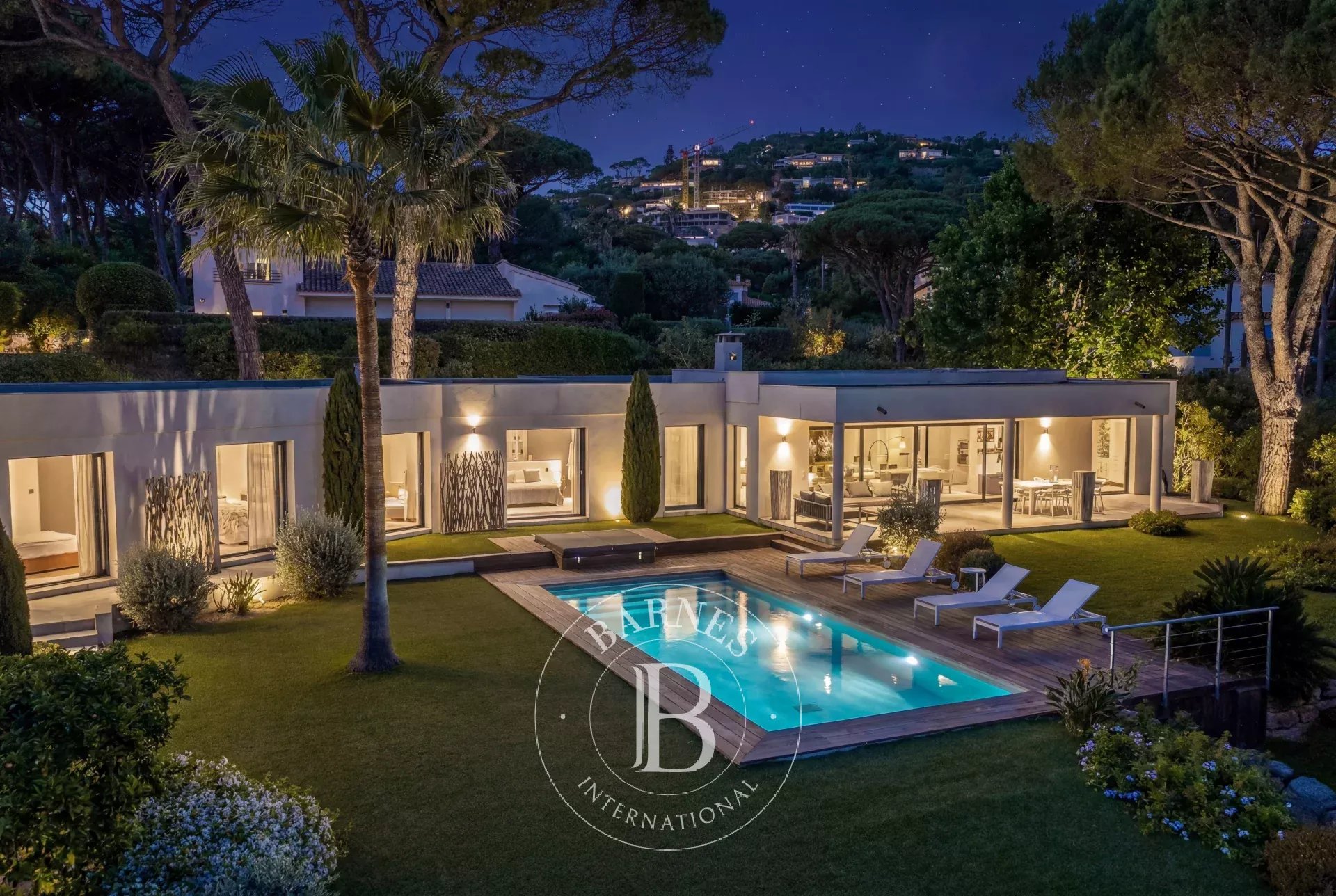 Villa Grimaud  -  ref 85505995 (picture 3)