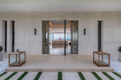 Villa Pearl - Contemporary Luxury in Cannes — photo 4 of 7