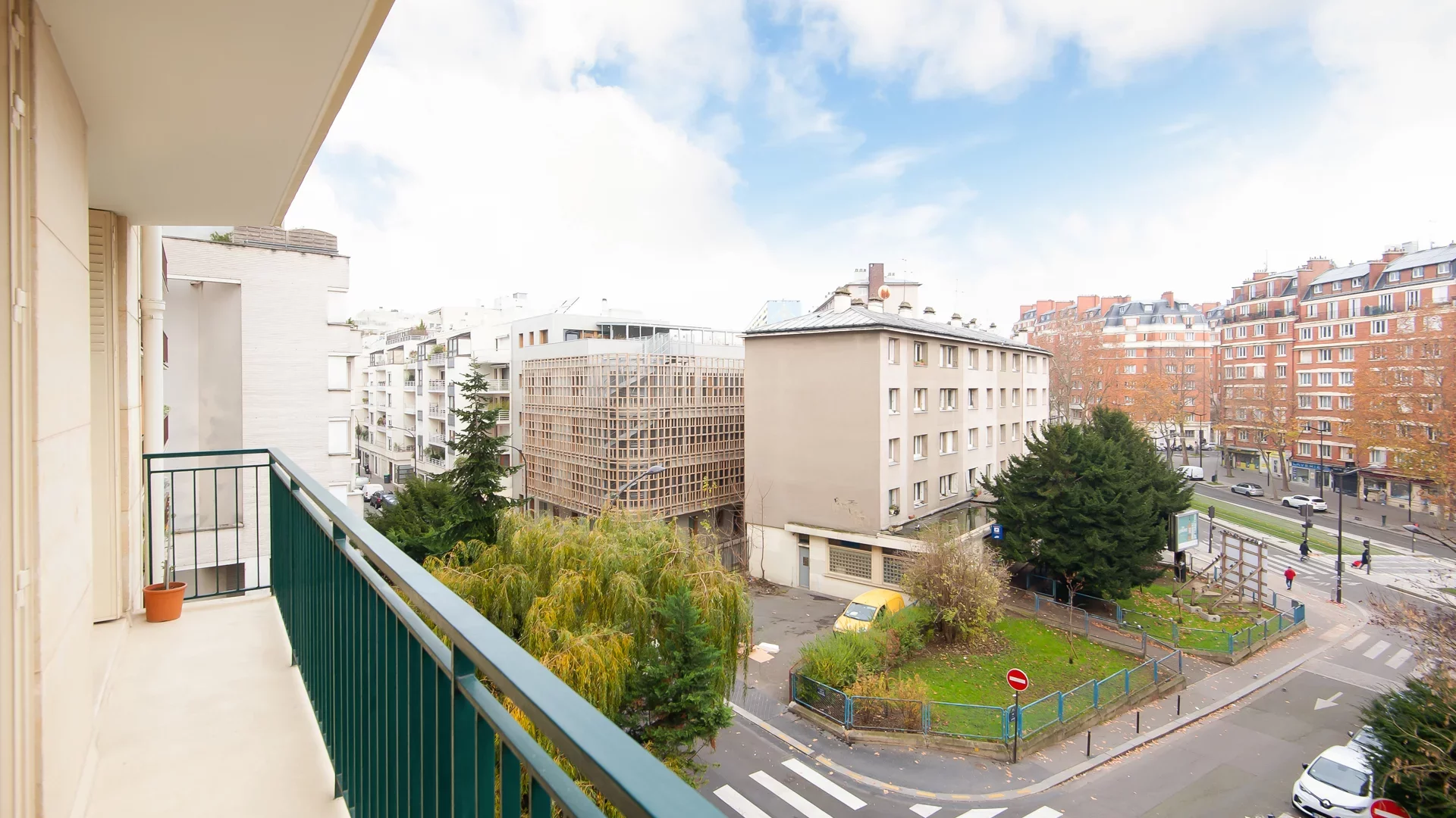 Paris 20e - SAINT-FARGEAU / PORTE DE BAGNOLET