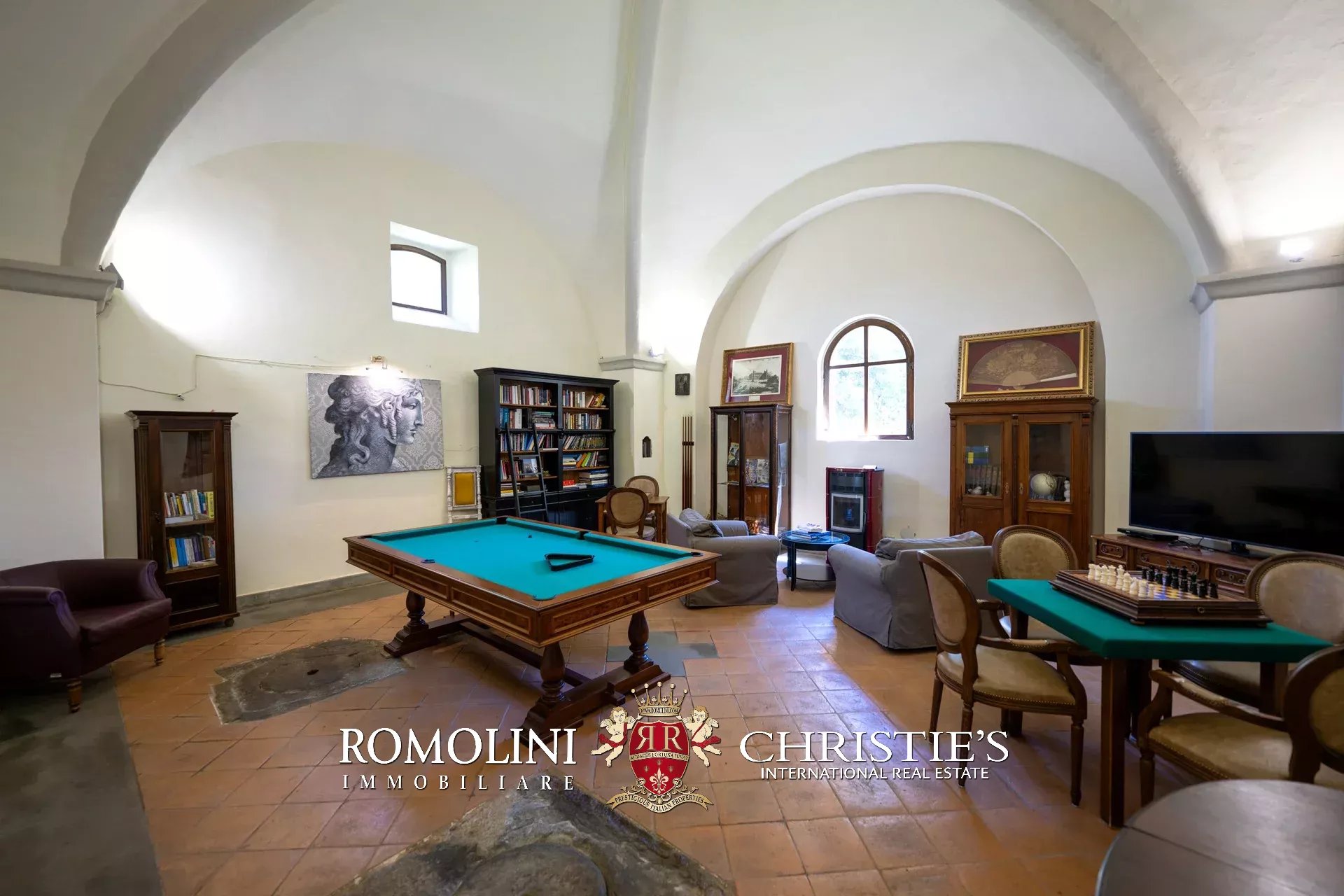 16 Bedroom Villa/Townhouse's Image 43
