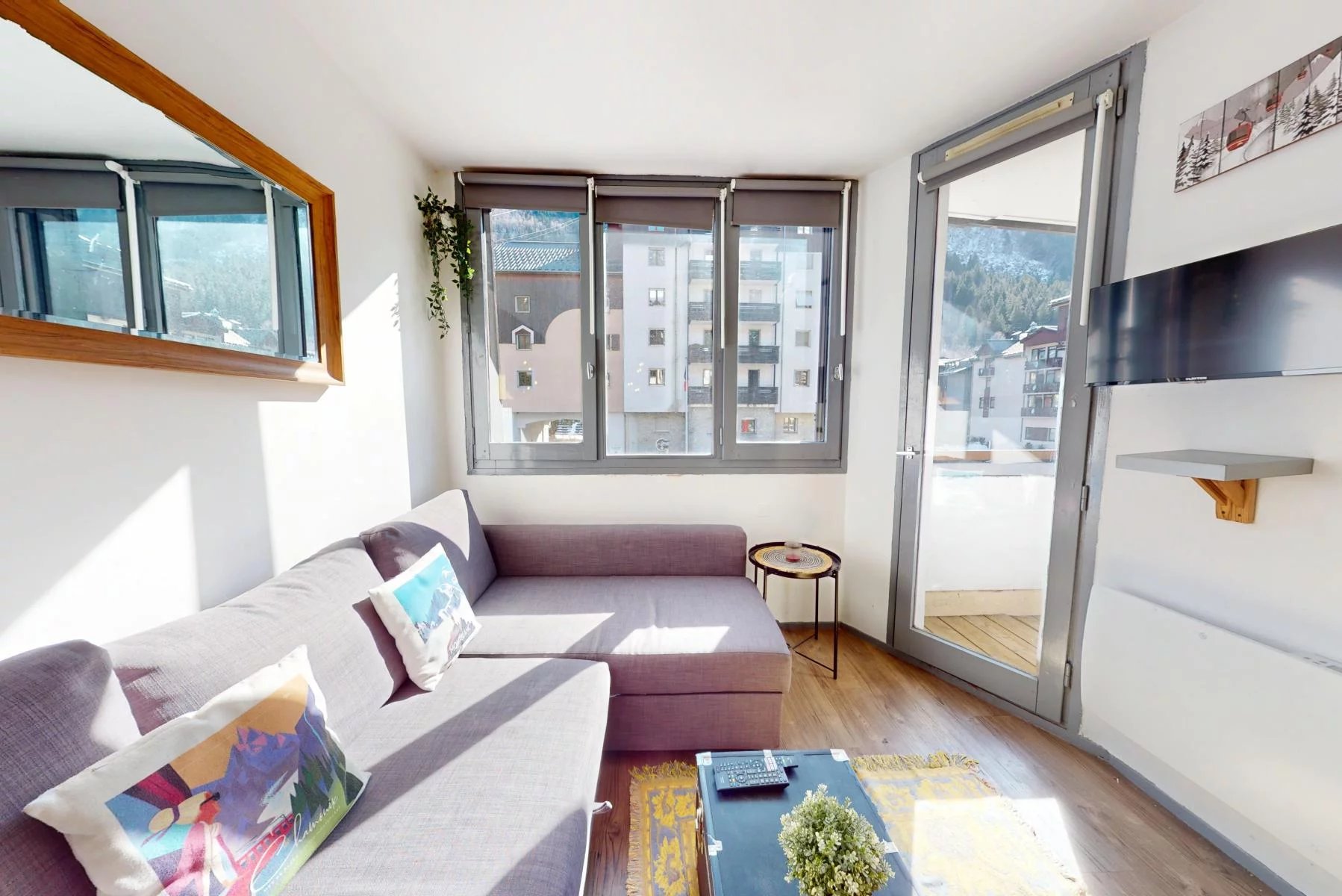 Photo of CHAMONIX – 1-bed renovated apartment in central Chamonix