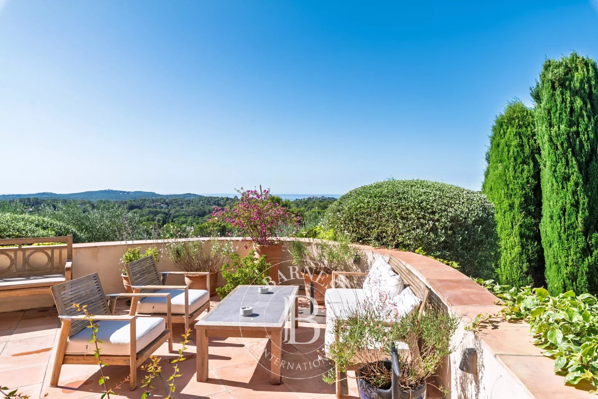 Prestigious Private Estate Castellaras near Valbonne and Mougins