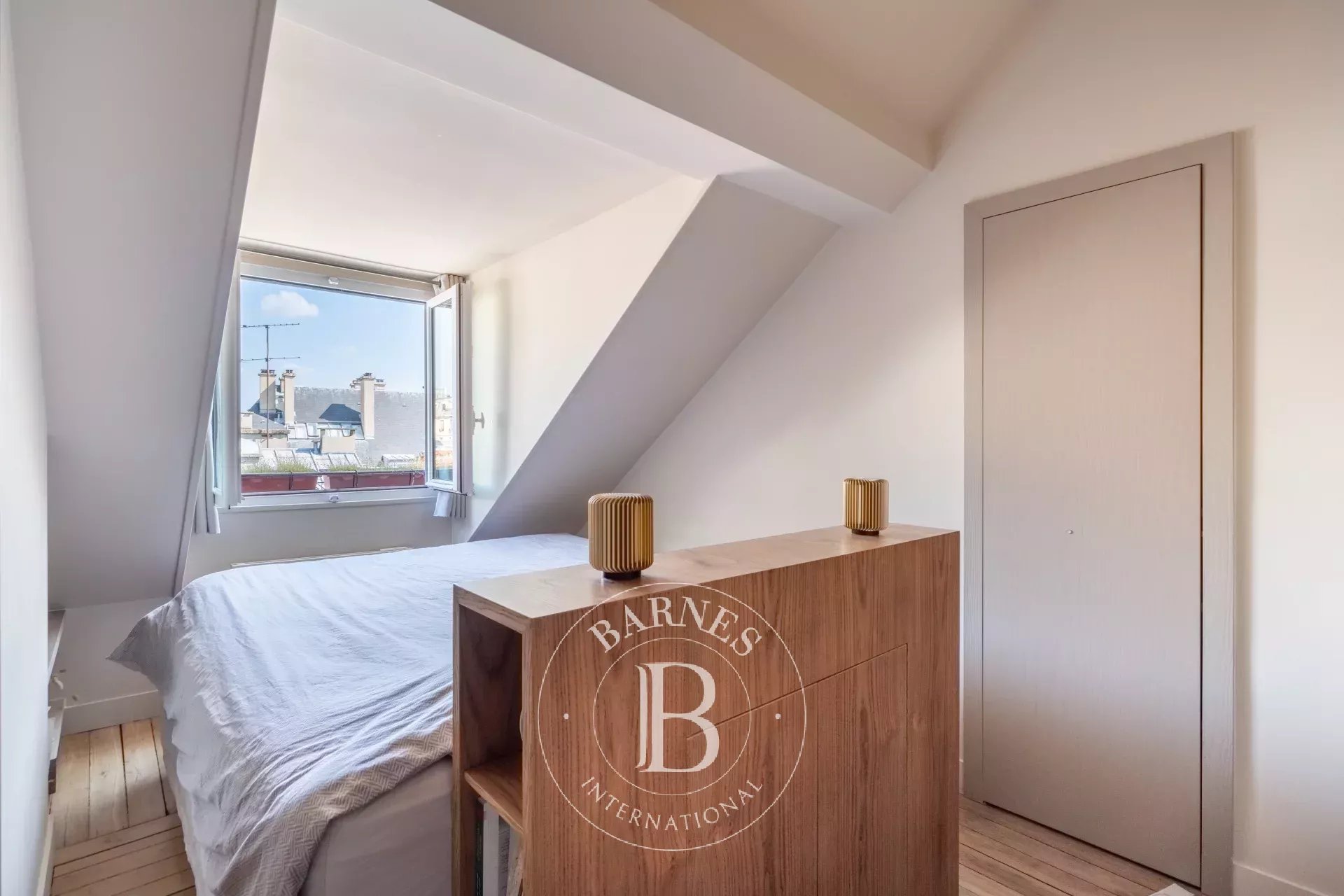 Daire Paris 3ème - picture 10