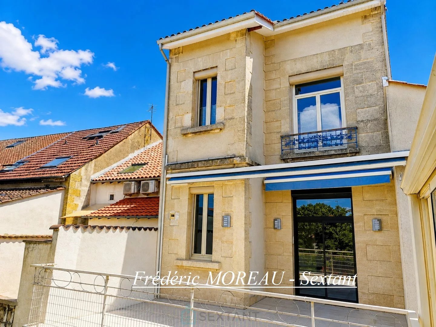 Trés beau volume pour cet appartement de plus de 120m2 en hyper centre