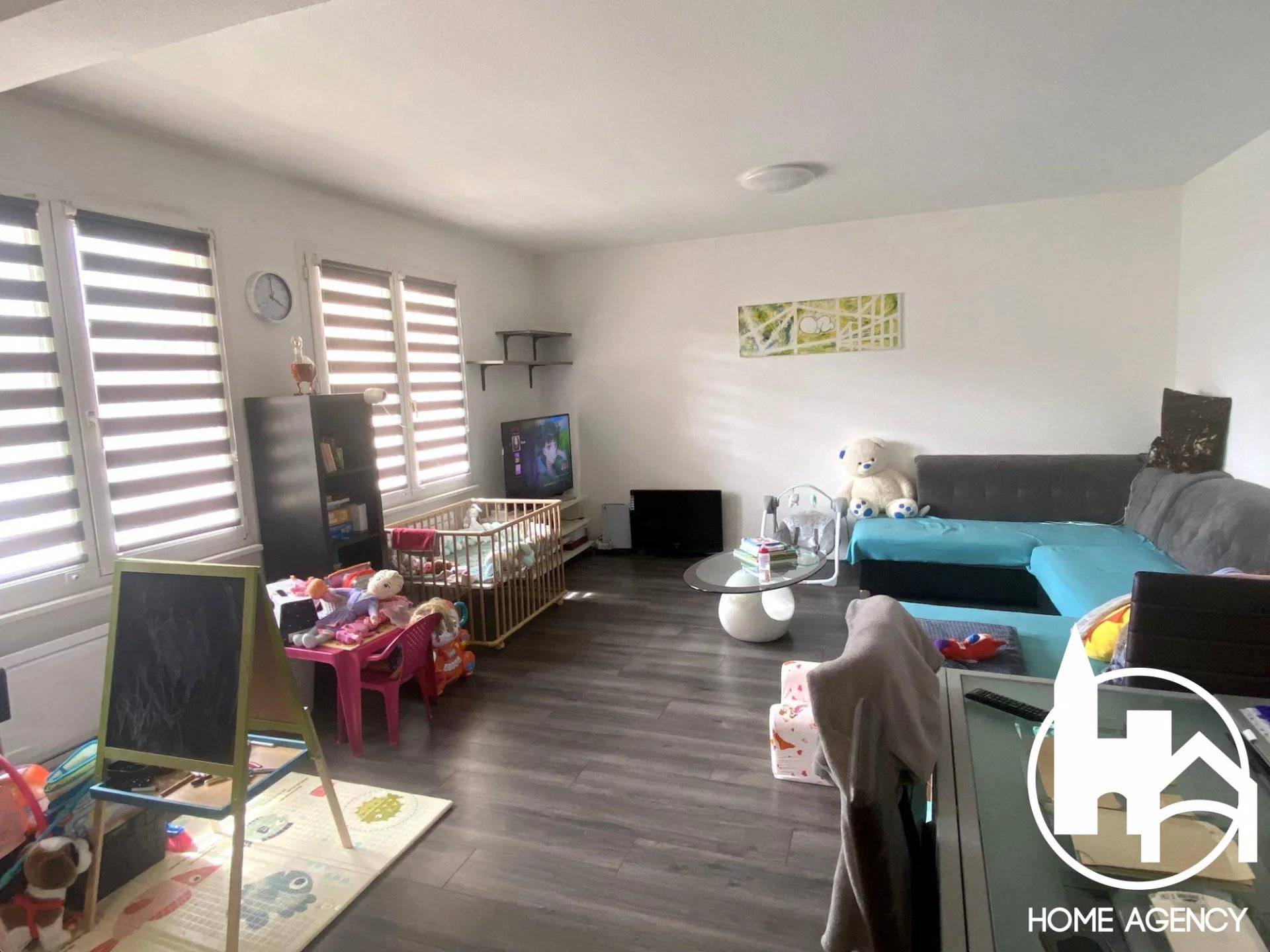 À LOUER  Appartement 2 pièces de 72 m² avec ascenseur