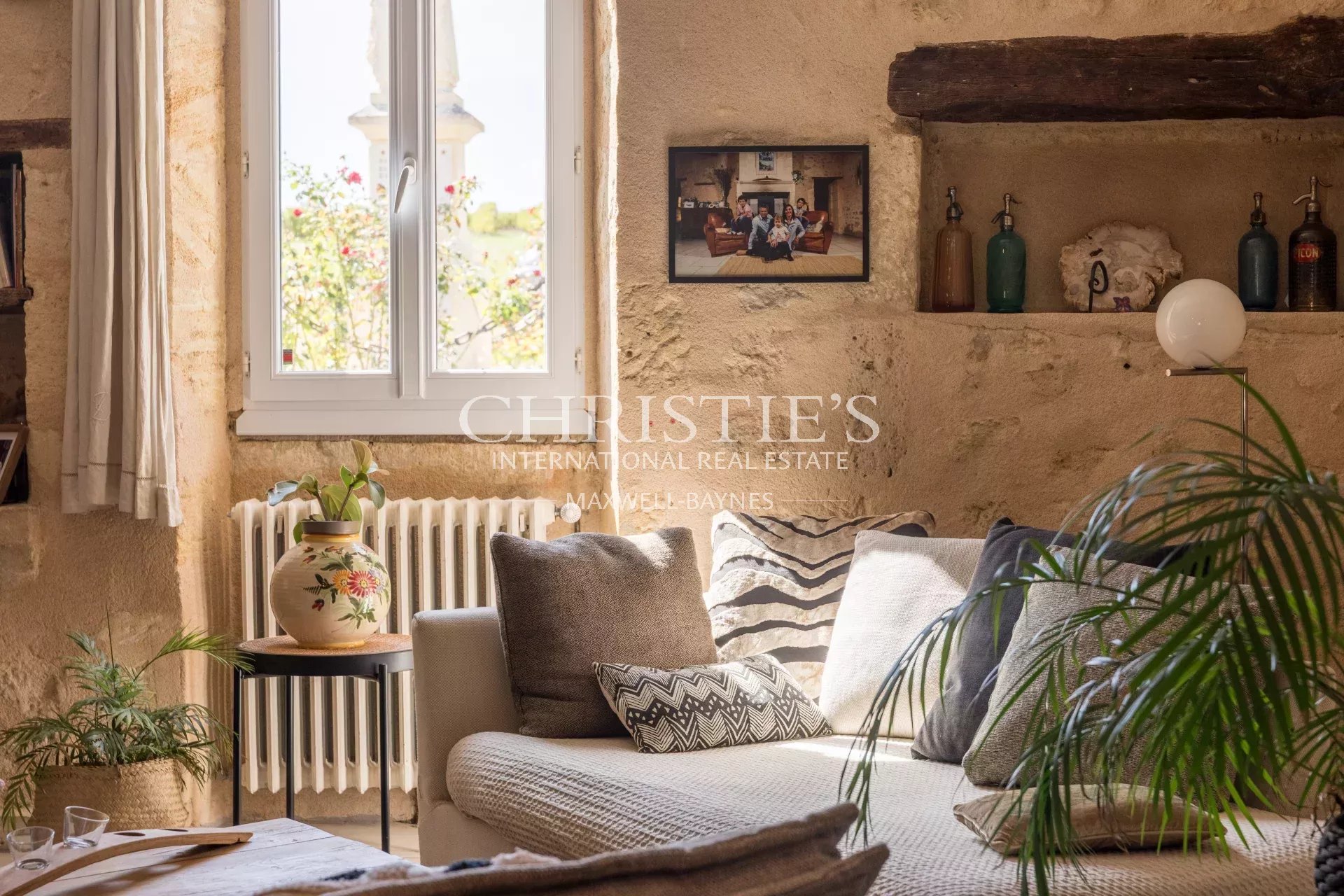 7 Bedroom Villa/Townhouse's Image 8