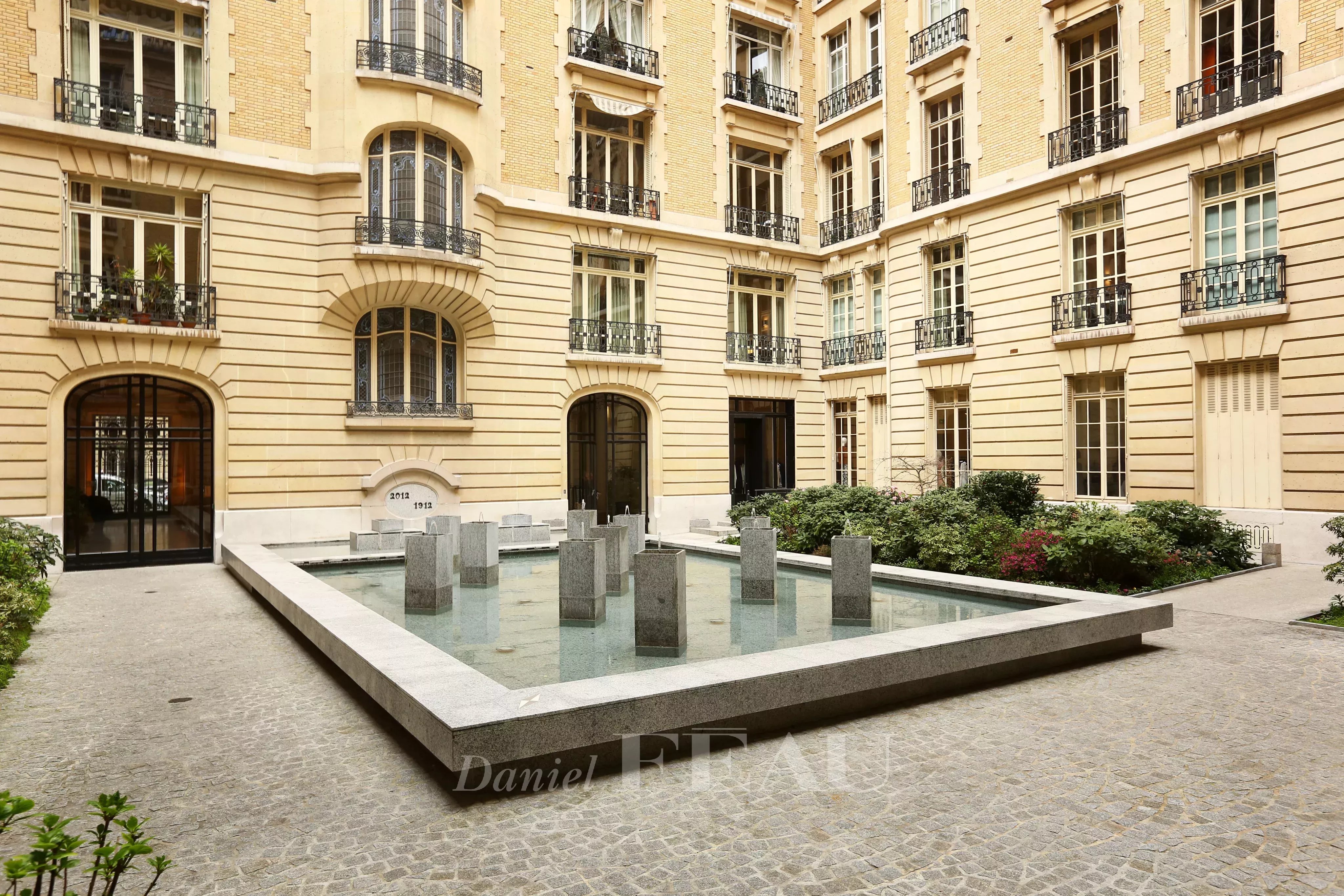 Rental Apartment Paris 16th