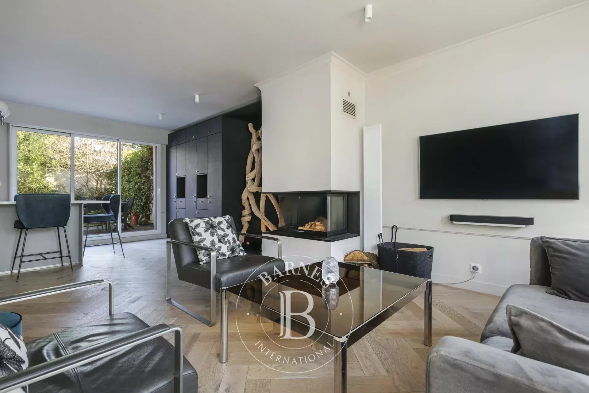 Casa Courbevoie  -  ref 85619611 (picture 1)