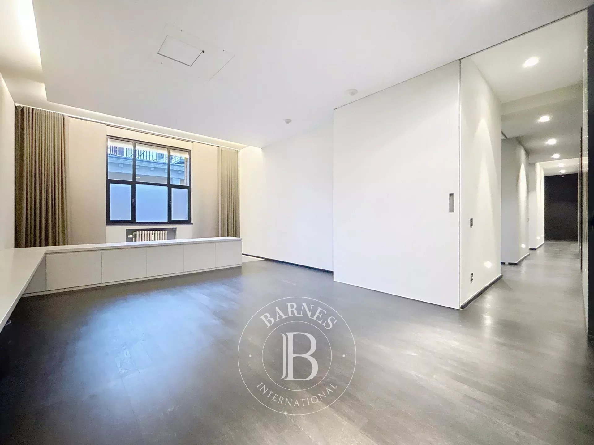 Châtelain/Louise – Bel appartement 2 chambres