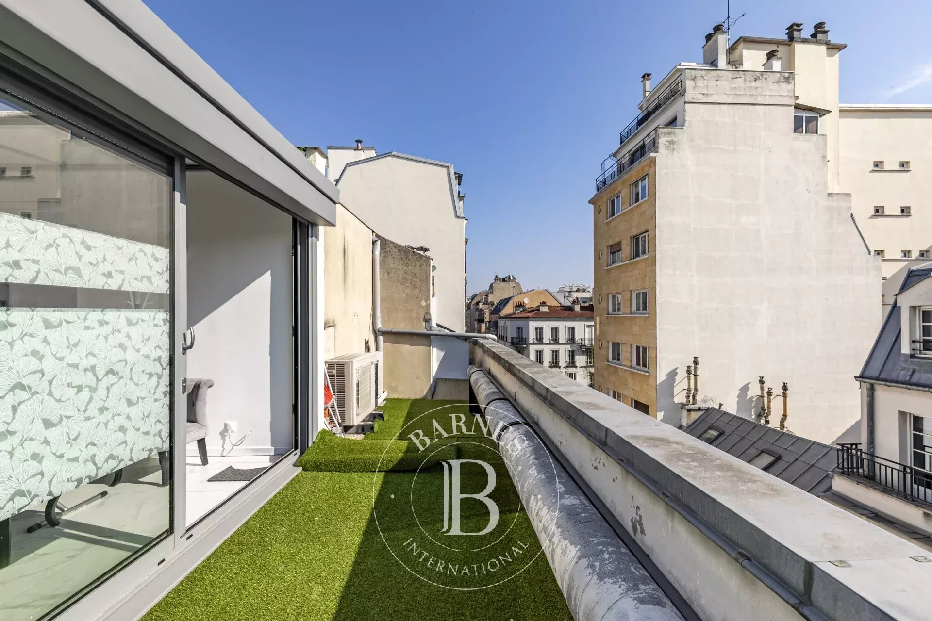 Paris  - Apartment 3 Bedrooms - picture 8
