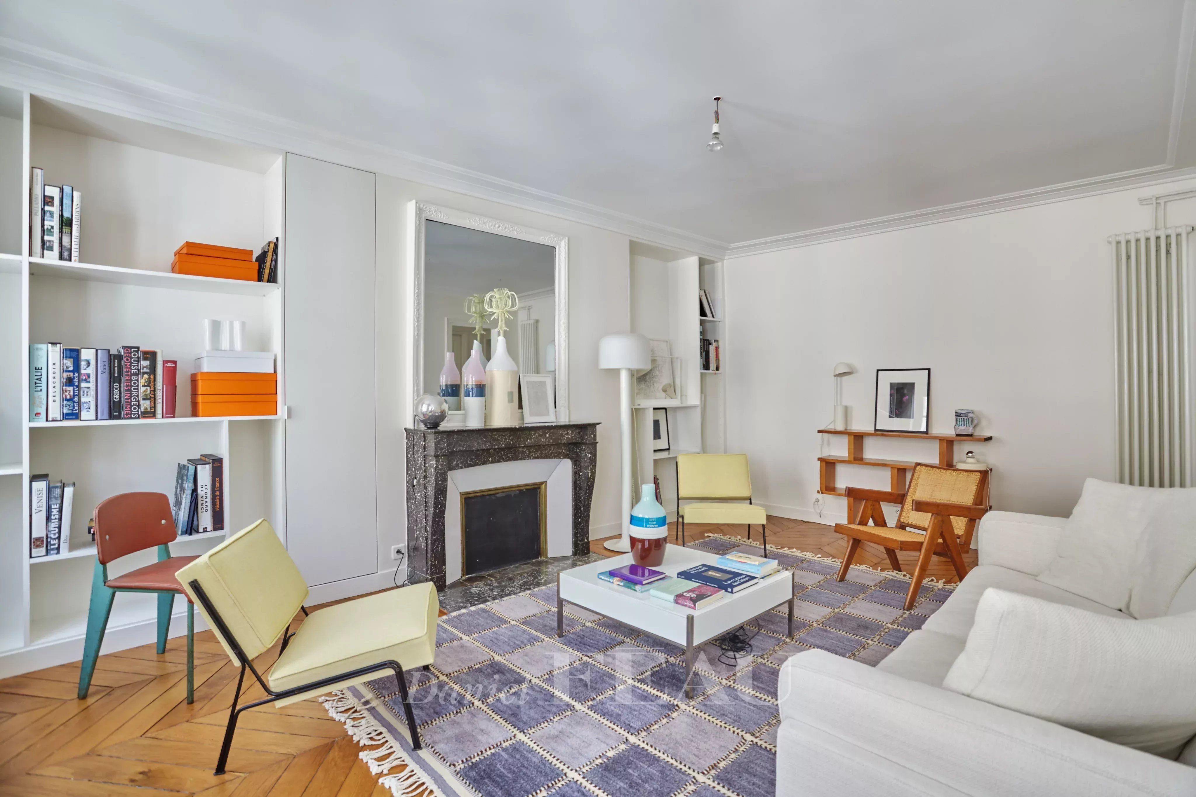 Sale Apartment Paris 7th