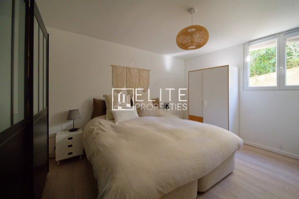 9 ROOMS VILLA OF 200 m² + POOL MOUANS-SARTOUX — photo 6
