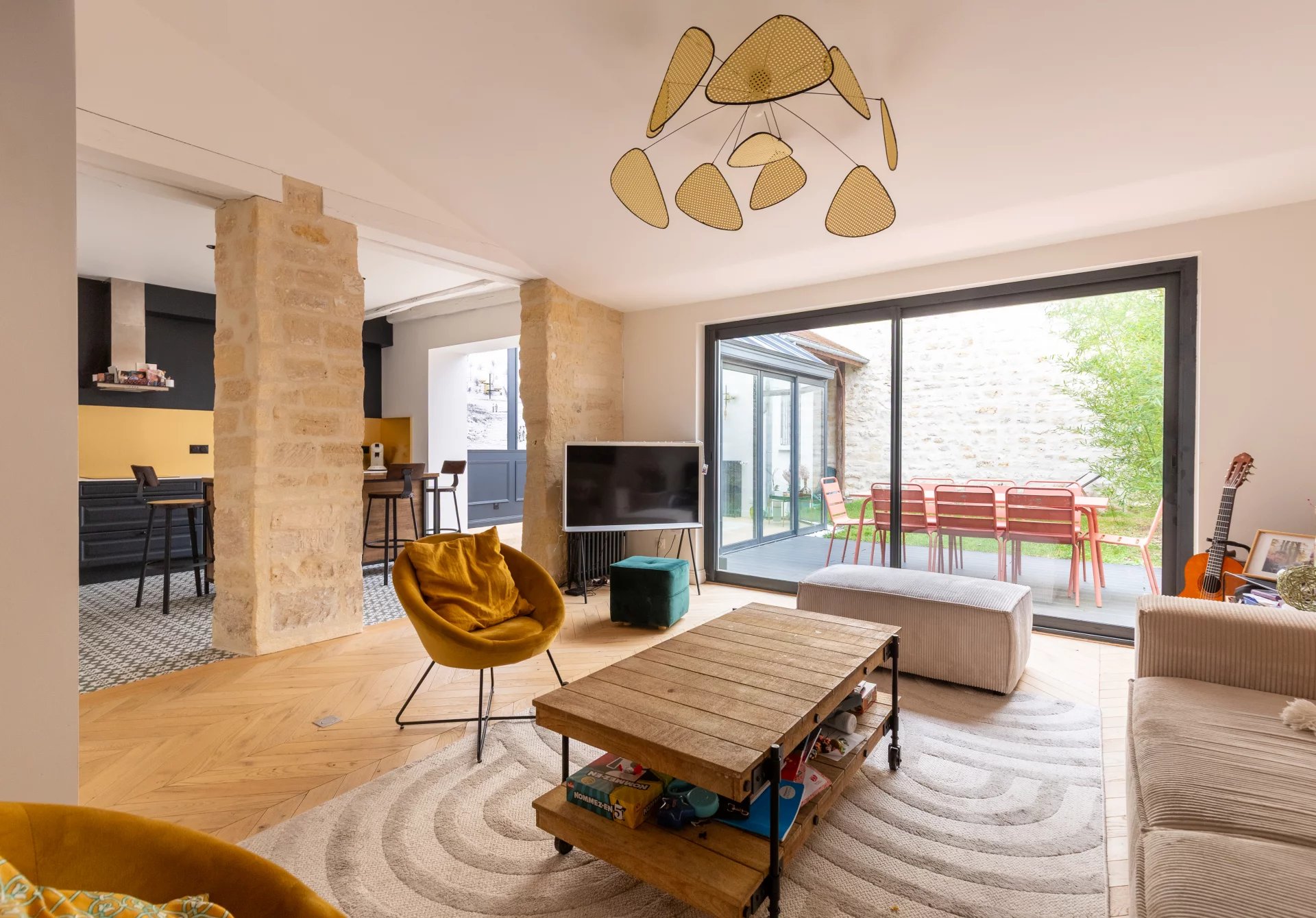 A vendre-Place du Marché-Maison de 6 chambres-Parfait Etat- - picture 2