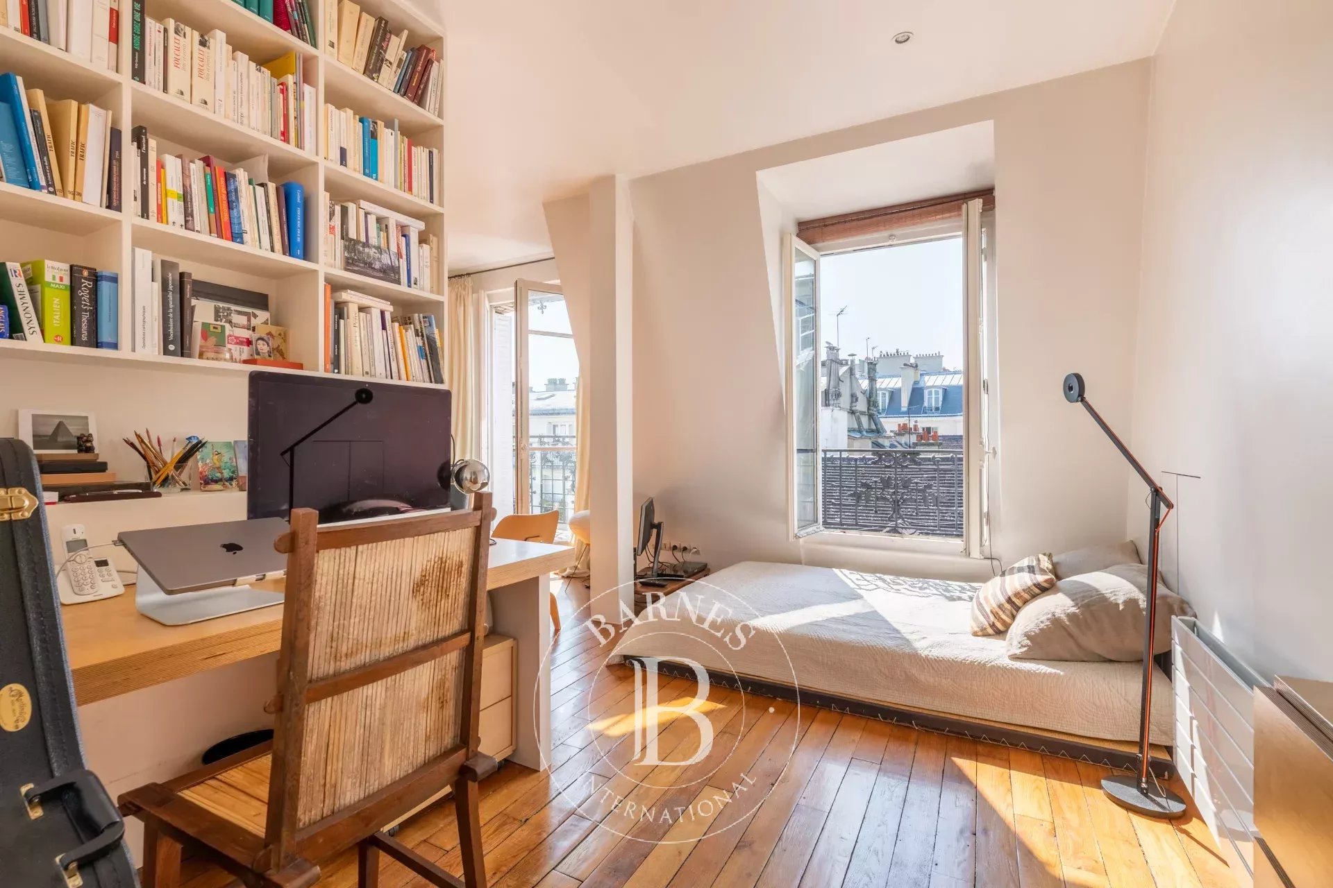 Daire Paris 4ème - picture 15